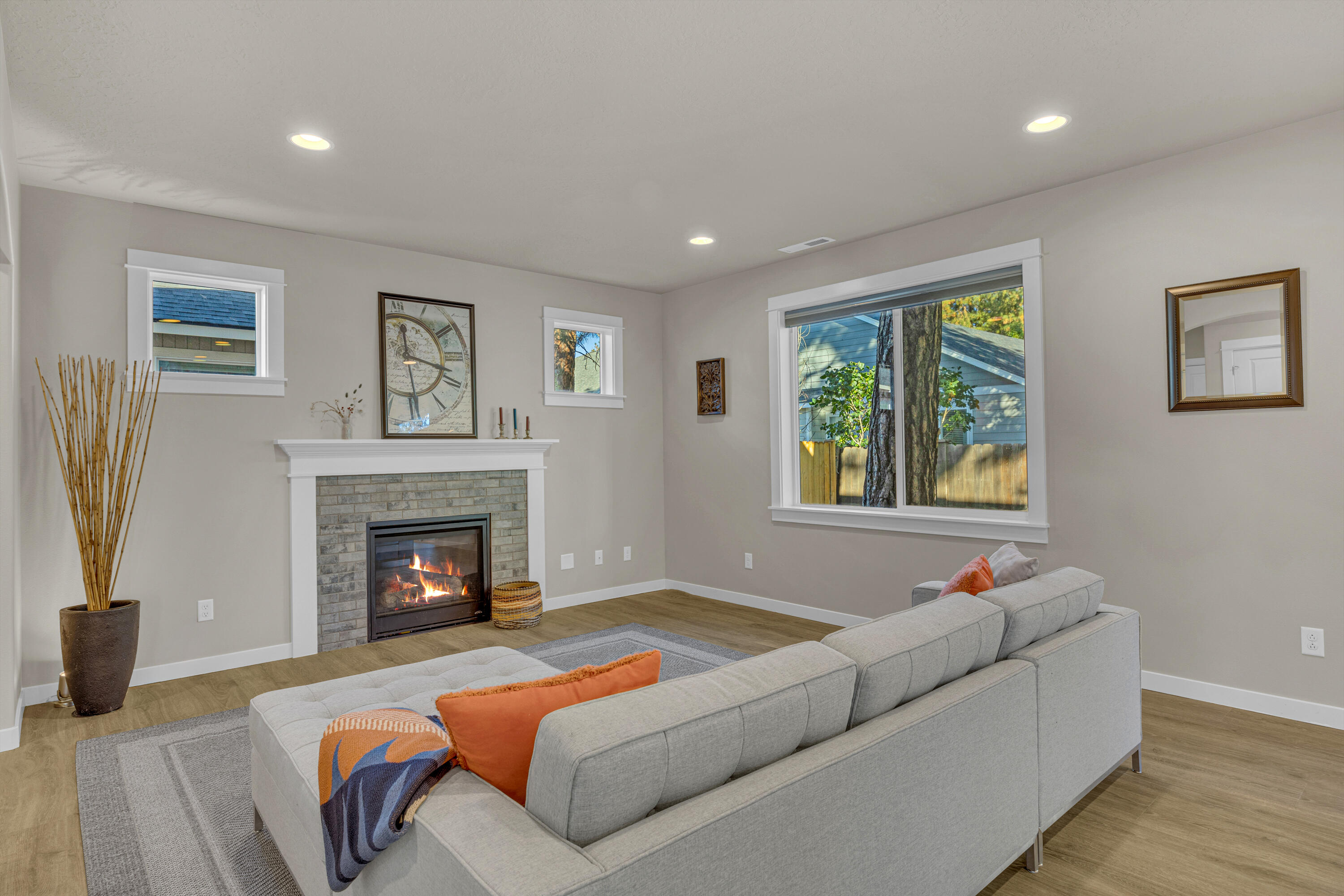 Mckenzie Meadow Vill - Residential
