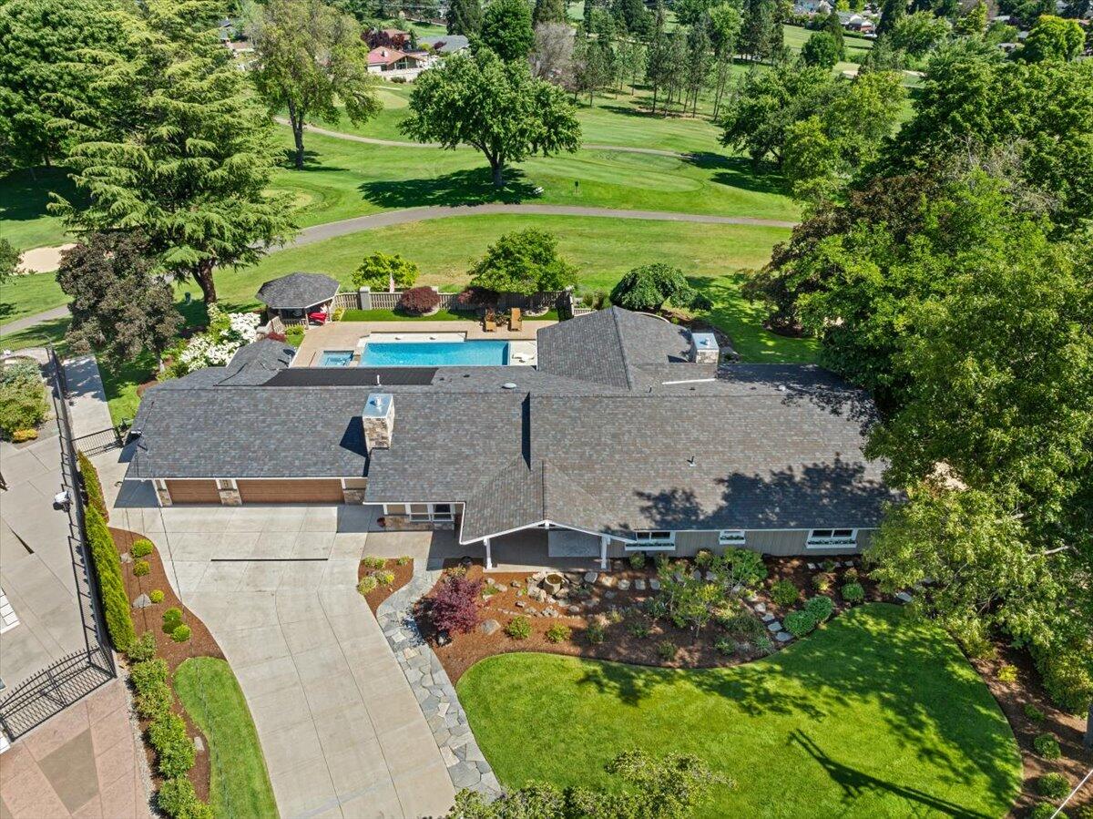 Rogue Valley Estates Subdivision - Residential