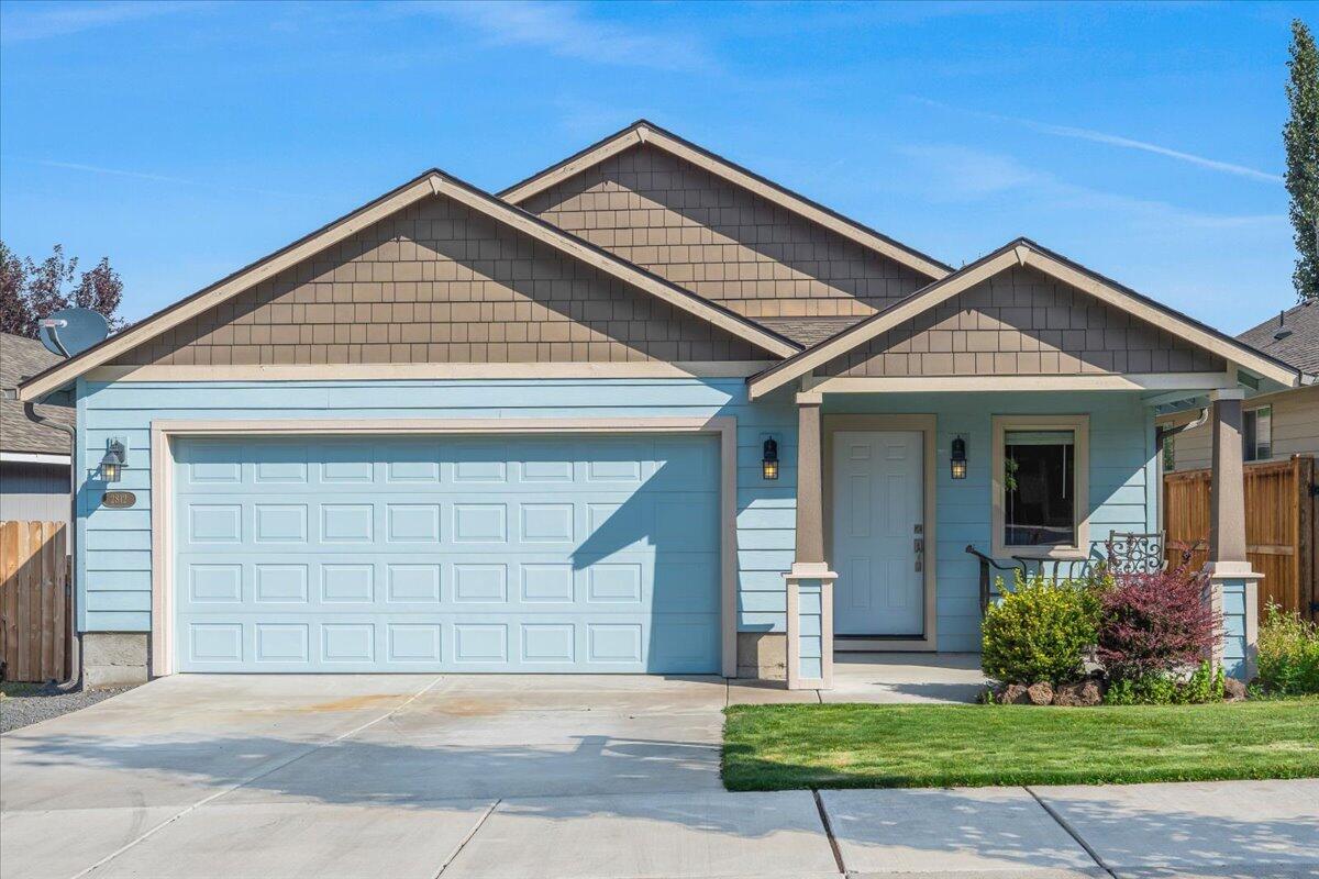 Move in ready home in convenient NE Bend.  From the cutest entryway to the open concept kitchen / great room, this efficient home provides spaces for gardening and working from home. Invite everyone over to watch a Sunday afternoon game.  There is plenty of space for all the snacks and cheering. (Imagine hosting for the holidays!} Built ins and the large laundry room provide plenty of storage.  Primary suite with large walk in closet and double vanity.  Two guest rooms and a full bath round out the floorplan. Ready to check it out? Call to arrange for your tour!
