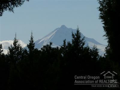 Build your dream cabin this flat, treed, recreational property in Central Oregon. There are some mountain views on this parcel. Gated community near private airstrip. Nice building site for cabin and a shop. This area is off grid (needs solar, wind or generator power). Can be used for RV's & camping. Enjoy Lake Billy Chinook. This property is 25 miles from Culver.