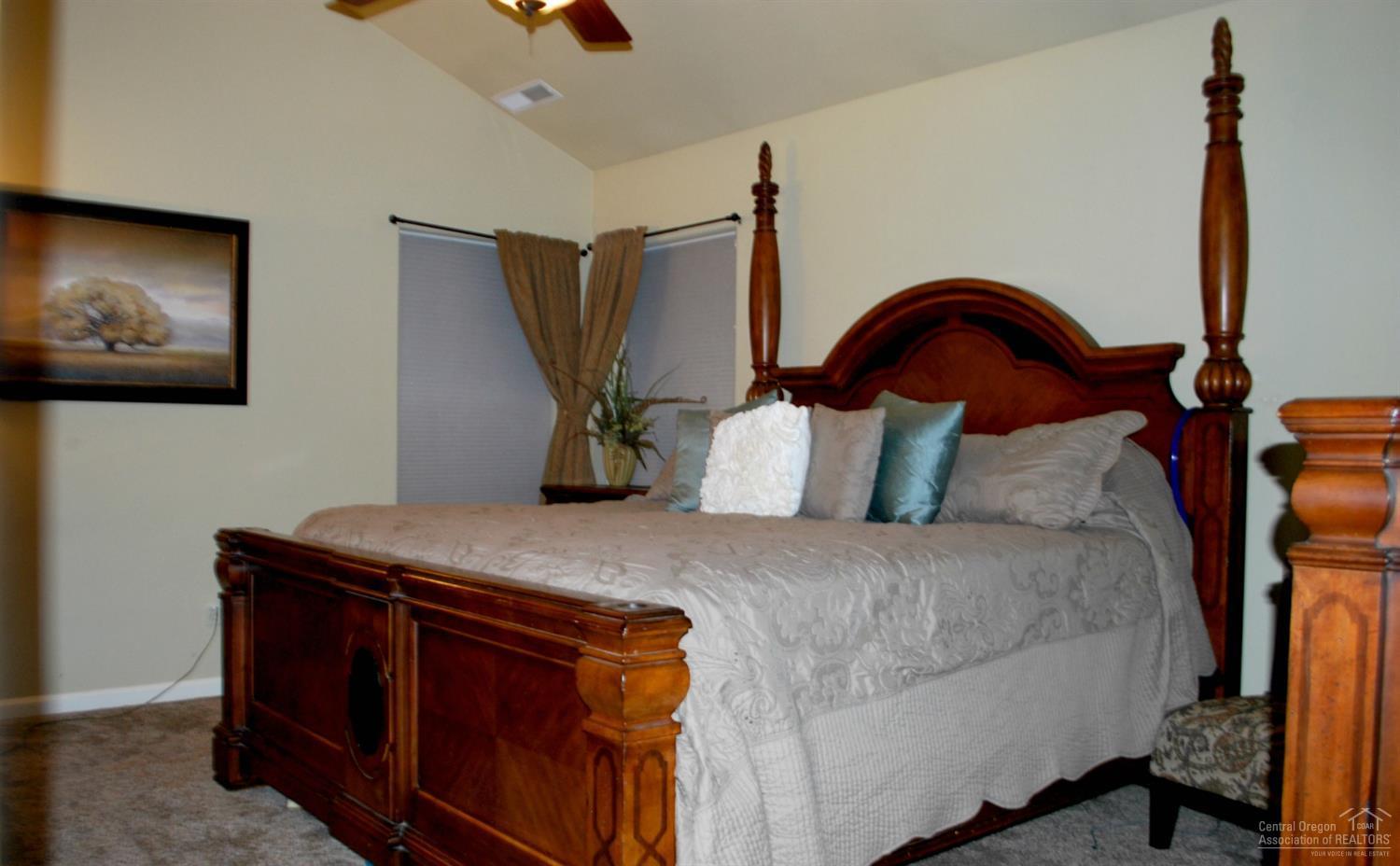 Oakview - Residential
