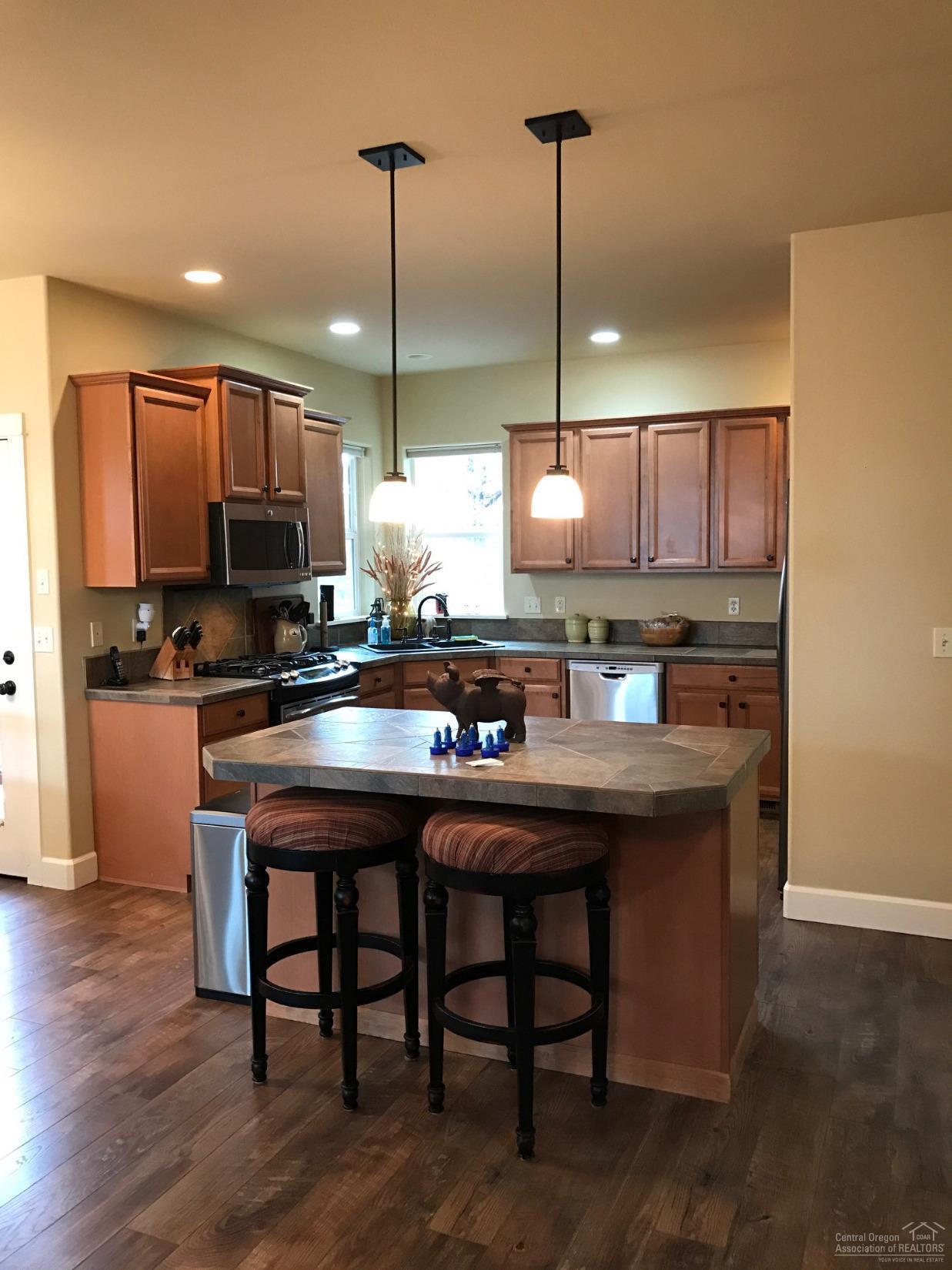 Oakview - Residential