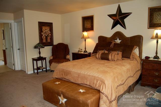 Golden Horseshoe - Residential