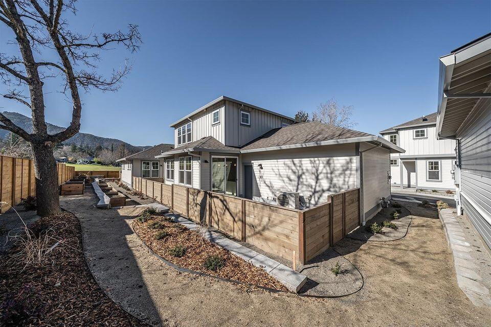 Somerset Lane, Pud - Residential