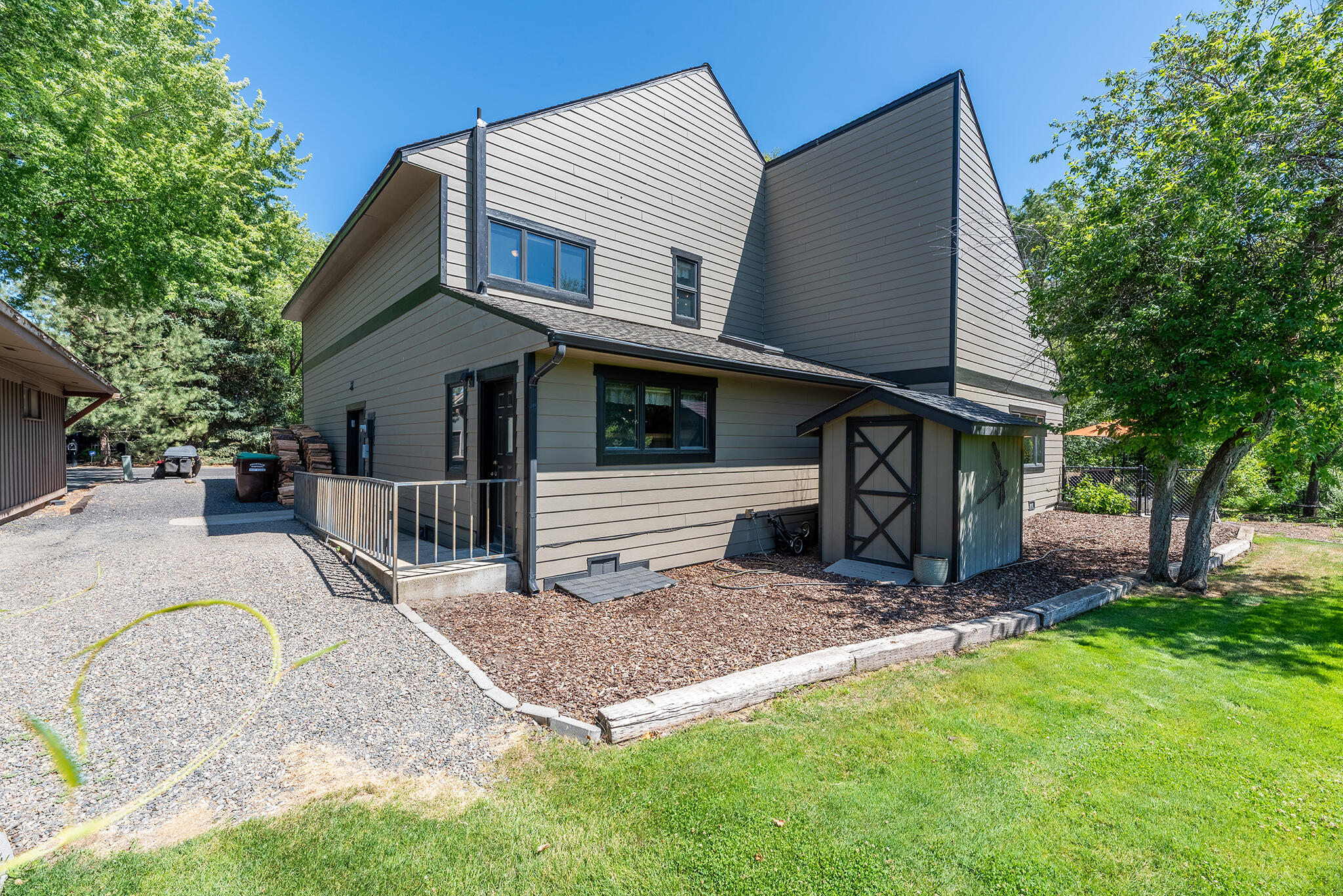 1st Fairways_CC - Residential