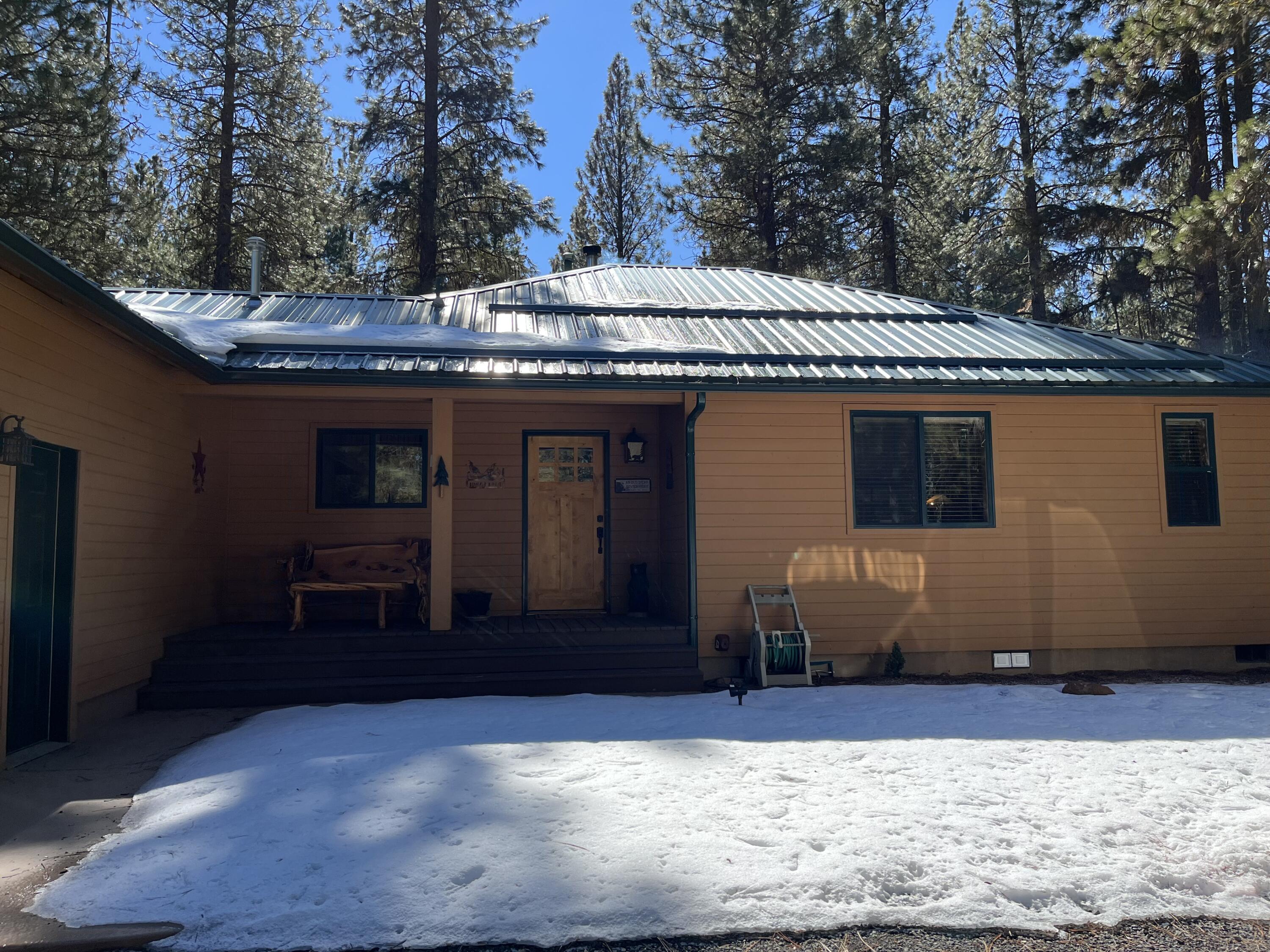 This beautiful custom home has been well maintained and cared for since it was built in 2004. Located on Mountain Lakes Drive, Oregon this mountain home has three bedrooms and two bathrooms. The is a open floor plan kitchen and living room with a large patio right outside. There is an attached two car garage, as well a large 50x20 ft metal building with 3 over head doors.
Appliances included: Refrigerator  Microwave  Disposal Jen-Air range 
Washer & Dryer Samsung front loader