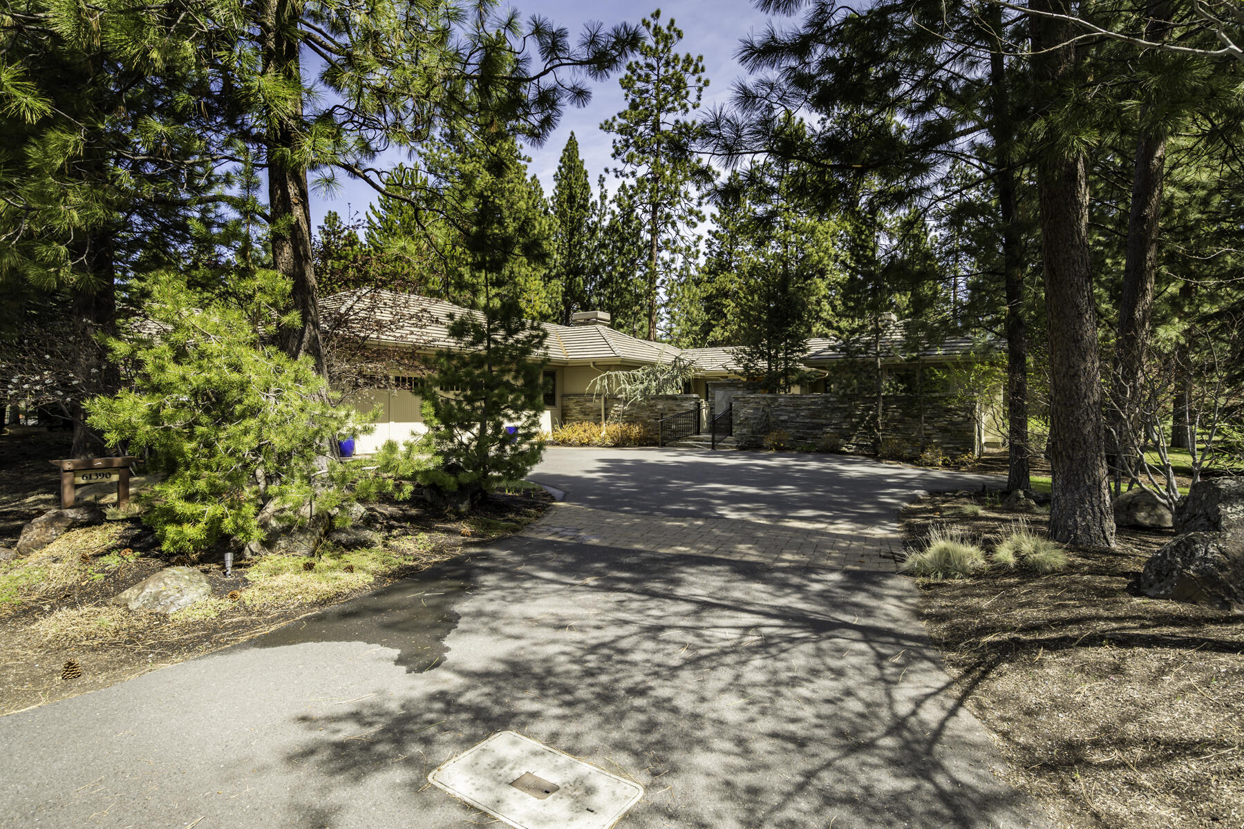 Broken Top - Residential