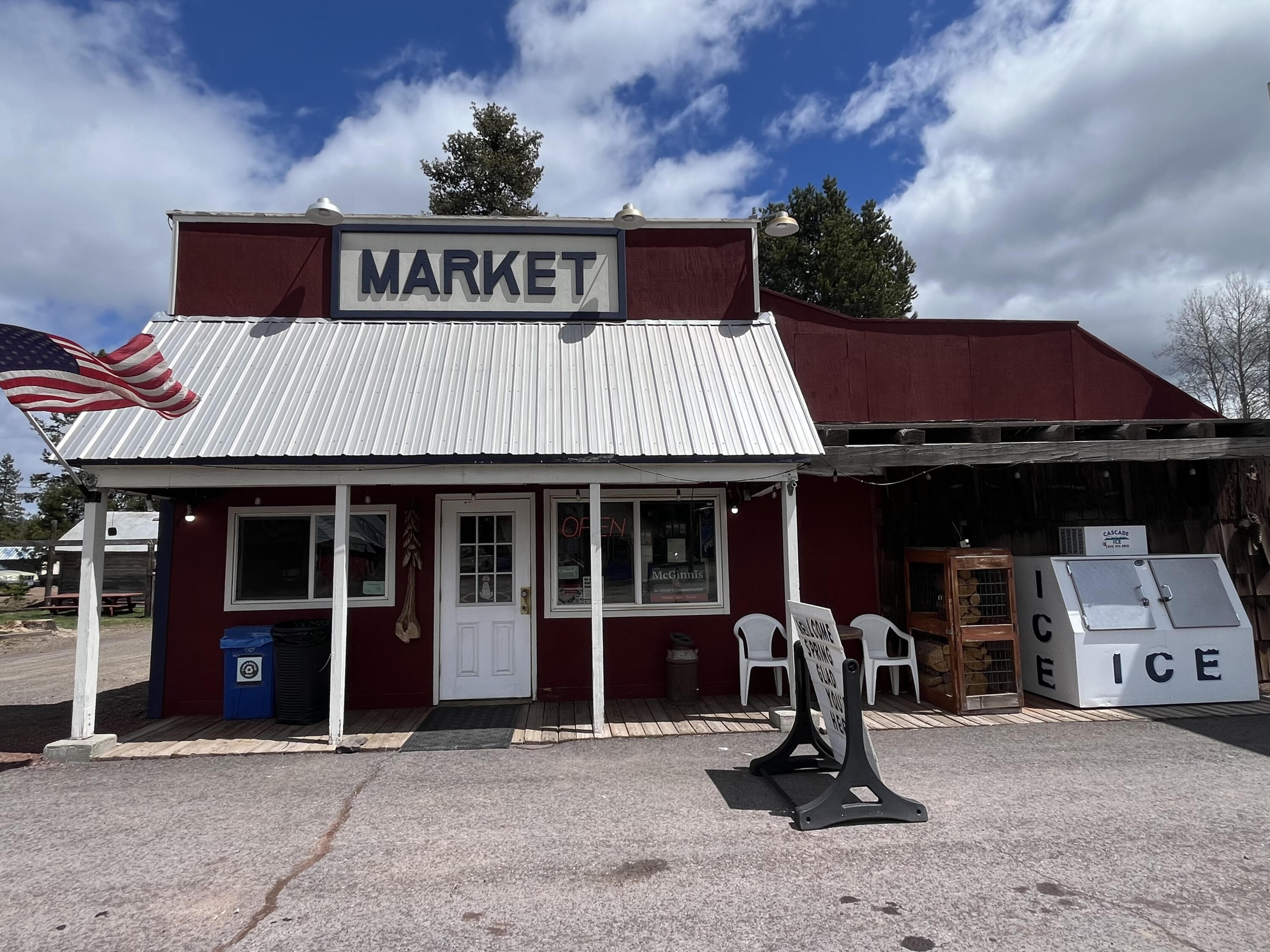 Mountain Market is a locally owned and operated convenience store servicing the community since 1939.  Highway Frontage. Along with the grocery, liquor and deli sales are hunting and fishing license sales.  Property also includes a 1612 Sq Ft Manufactured home with a shop/Garage.  Great opportunity to Live and Work or rent out for additional income.  Call for your tour today.