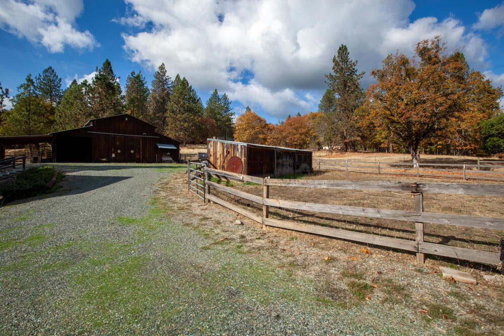 Three Pines Fruit Tracts - Residential