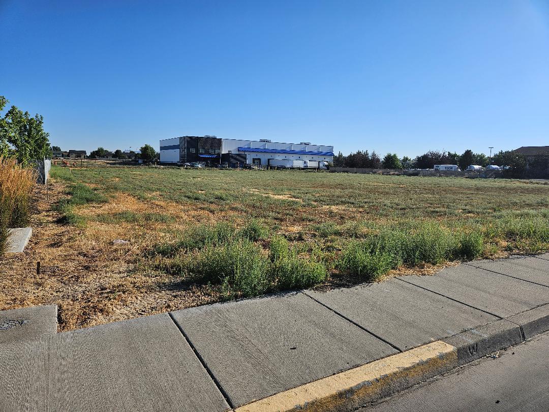 Pioneer Business Prk - Commercial Sale