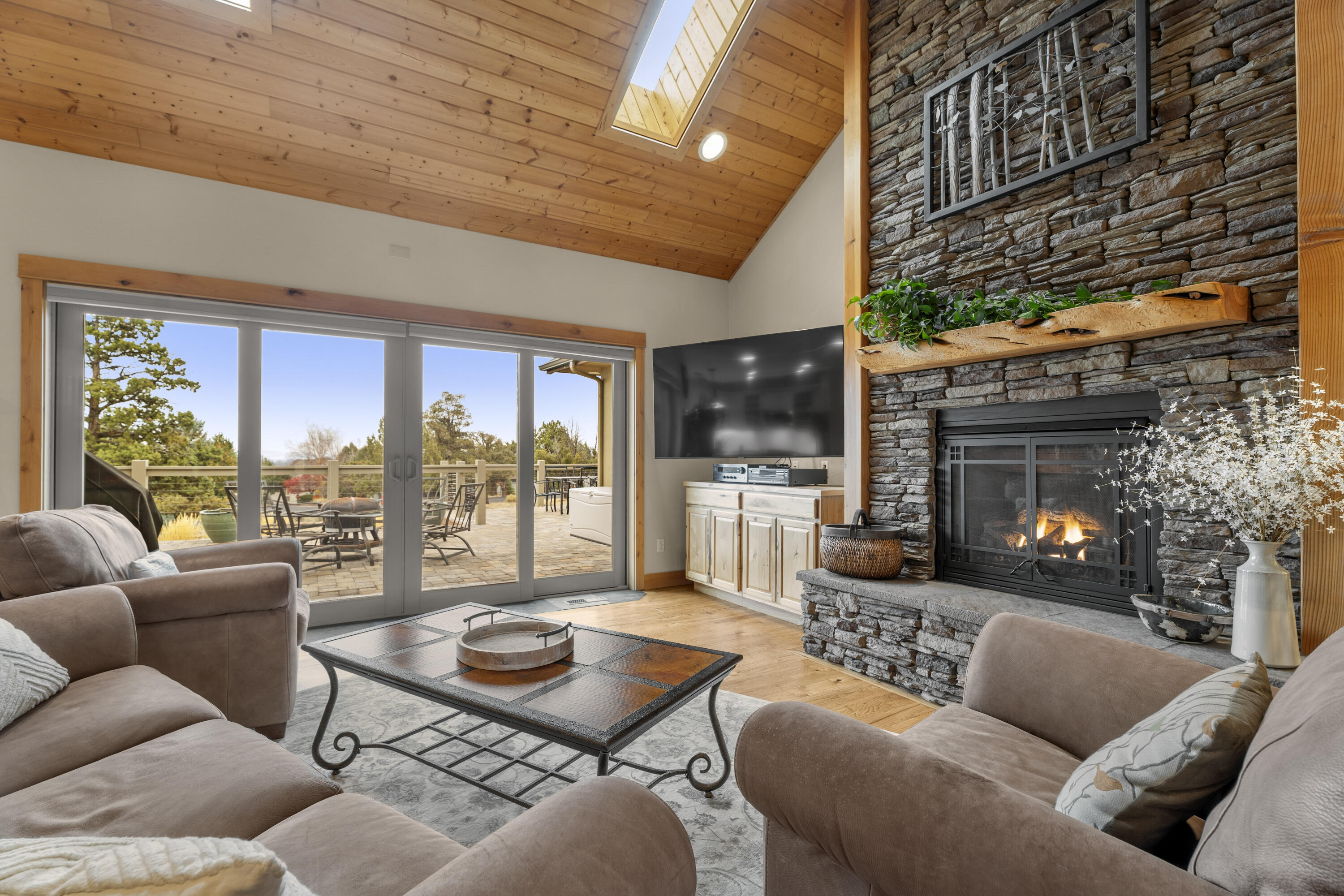 Eagle Crest - Residential