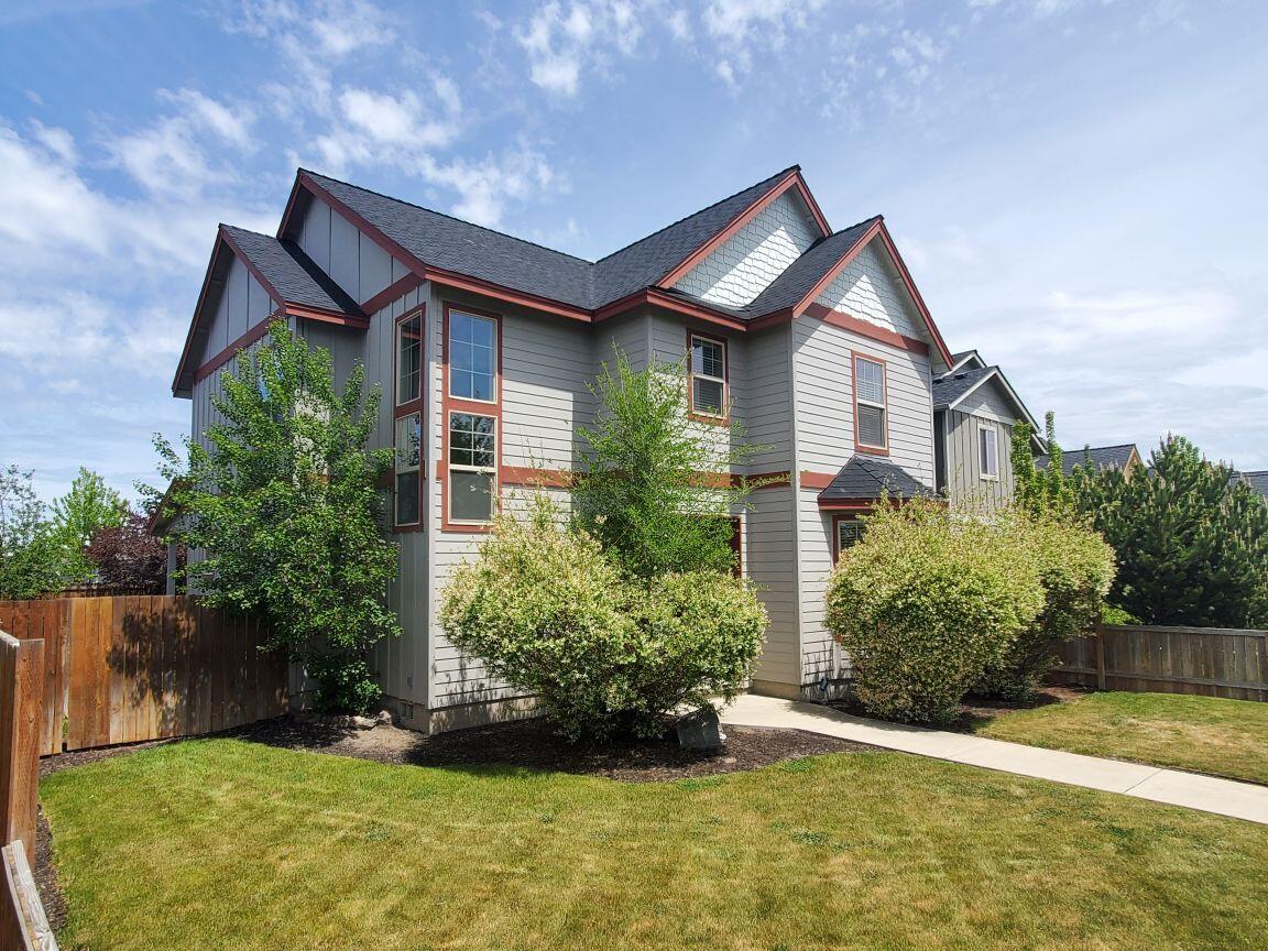 Located in desirable NW Redmond, this home has easy access to everything! Schools, parks, and shopping are a minute or two away. This comfortable 3 bedroom, 2.5 bath home has hardwood floors,
marble counter tops, and beautiful tile backsplashes. With 2,072 s.f., the home has room for everyone. The Primary Suite has a wonderful bath with a soaking tub and a walk-in closet. The kitchen has plenty of storage, the mature yard with deck/patio is fenced ,and the attached garage has room for your toys. If
you've been thinking about making the move to Central Oregon, Redmond is a great choice. Ideally located between the Cascade Mountains to the west and the High Desert to the east, recreational
opportunities are at your fingertips. Call today for a private showing.