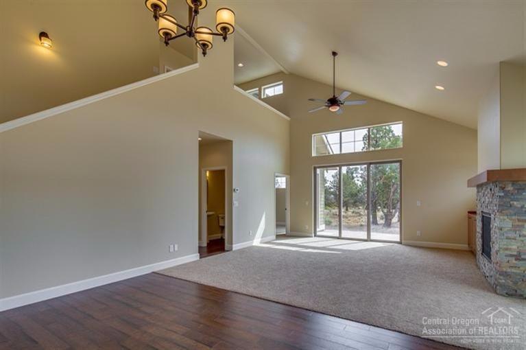 Eagle Crest - Residential
