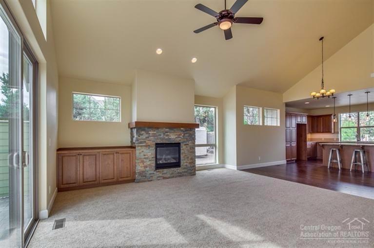 Eagle Crest - Residential