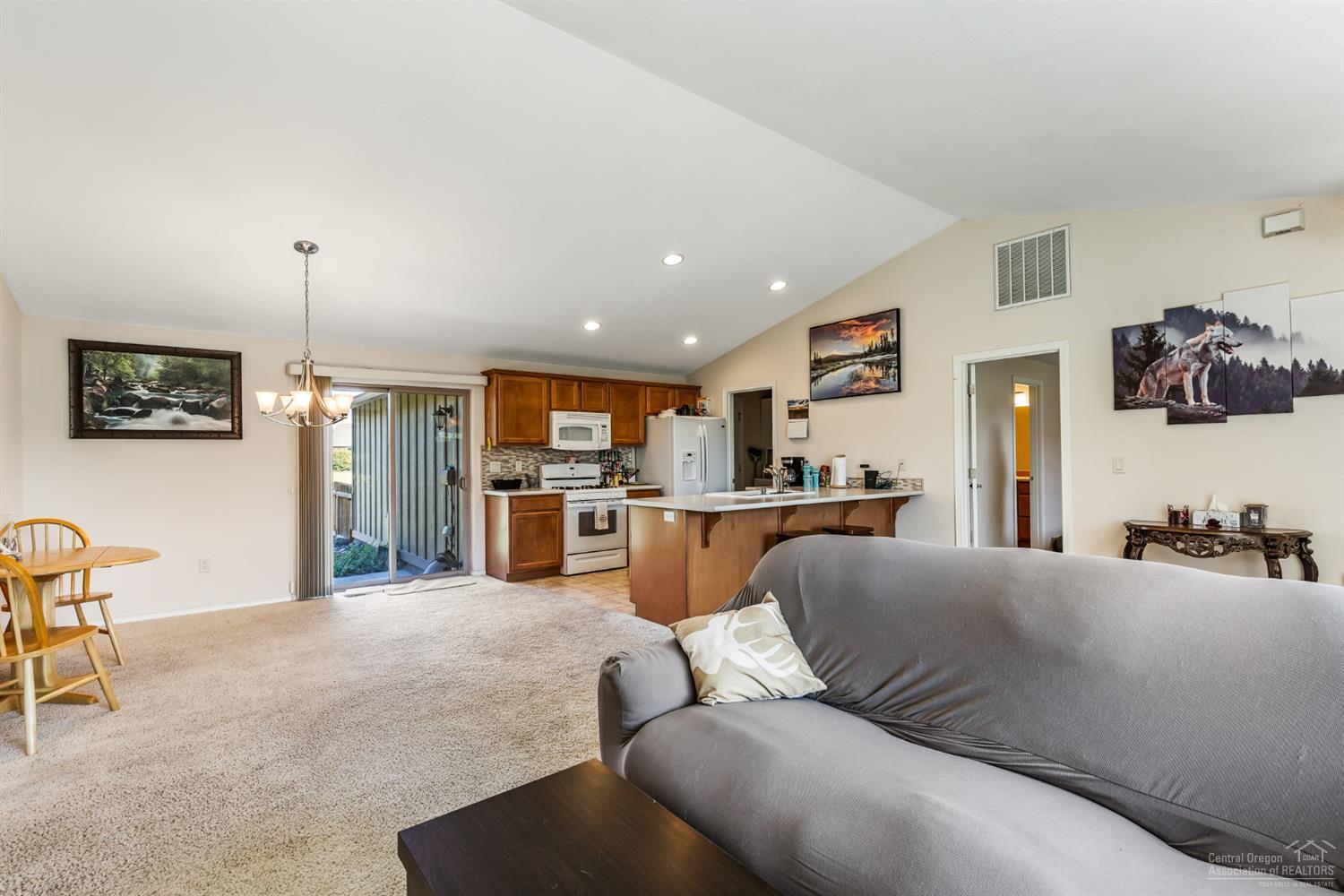 Martins Commons - Residential