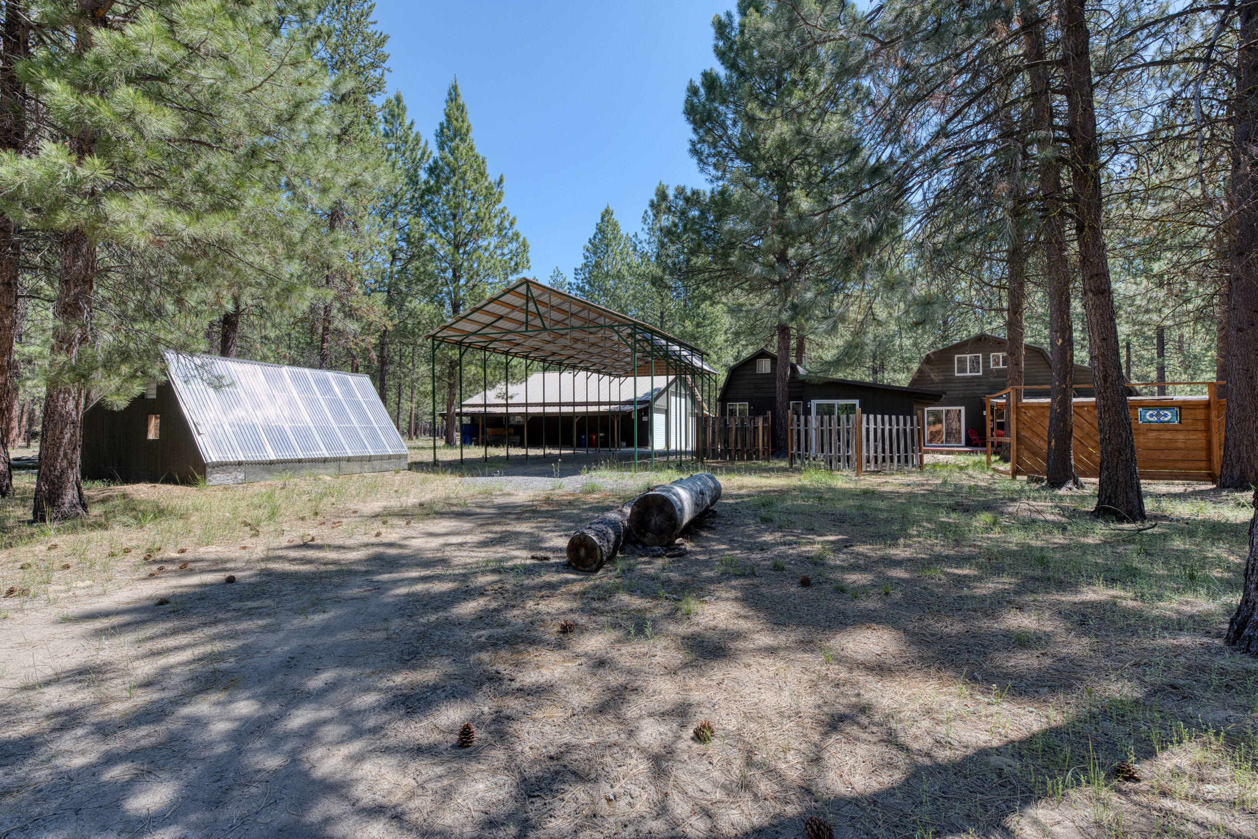 Ponderosa Pines - Residential