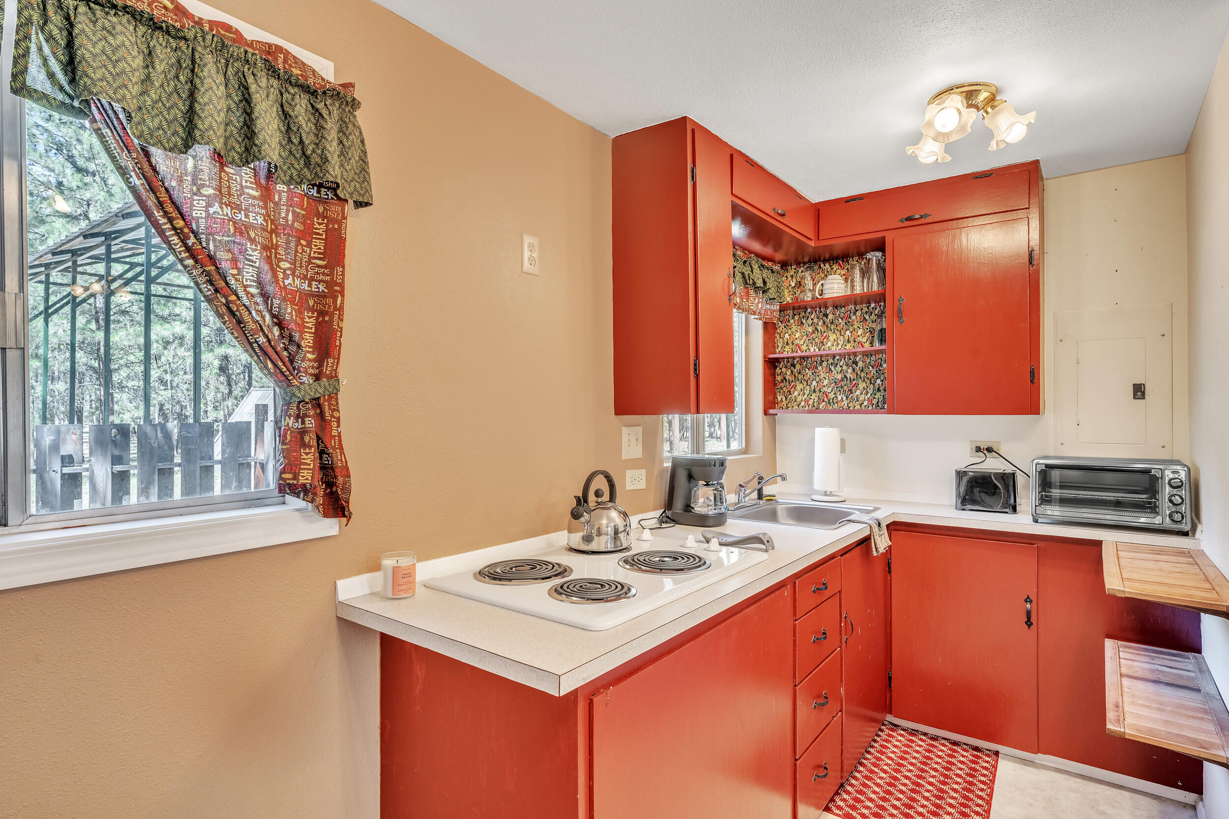 Ponderosa Pines - Residential