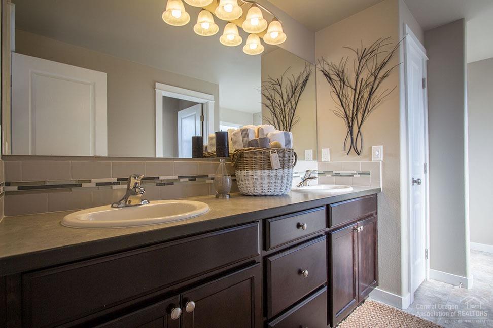 Maple Meadows - Residential