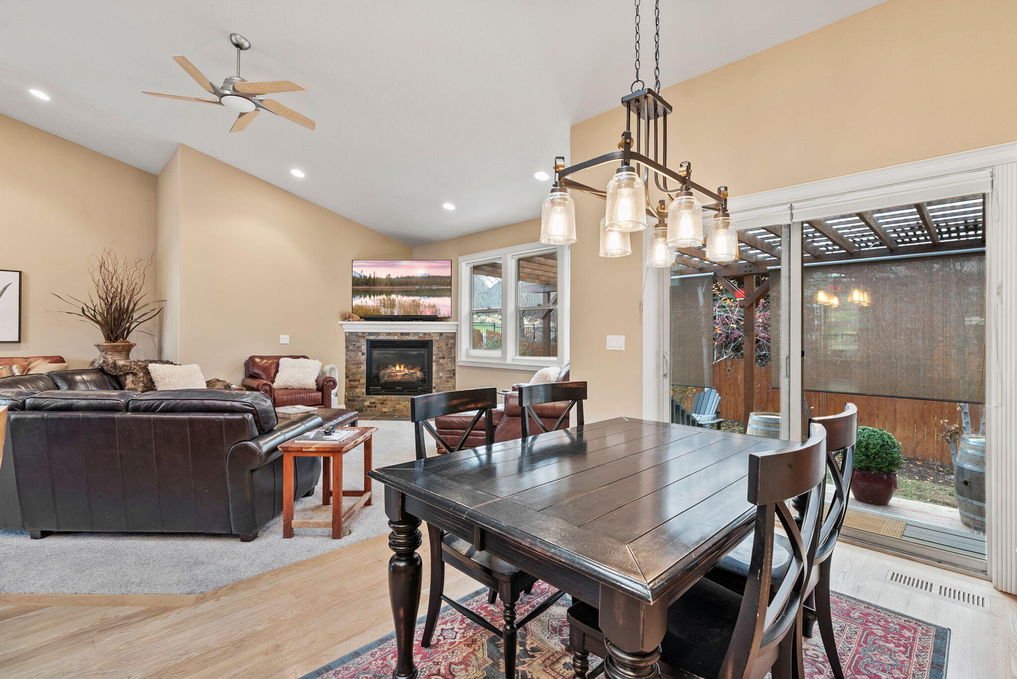 Majestic Ridge - Residential