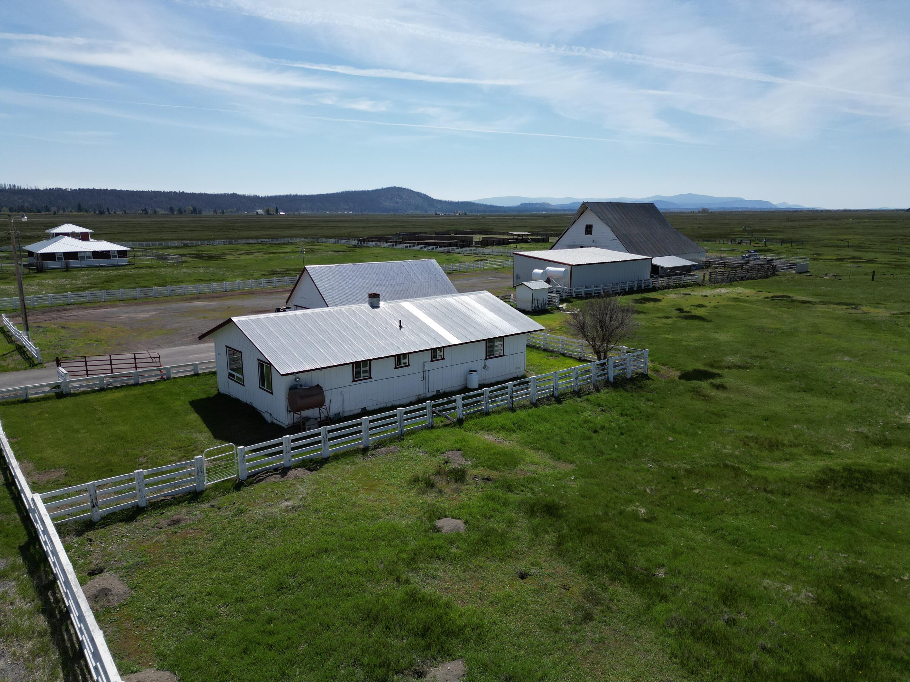 Klamath Country - Farm