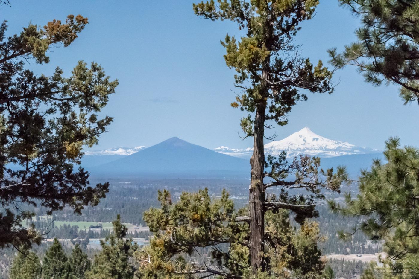 Awbrey Butte - Land
