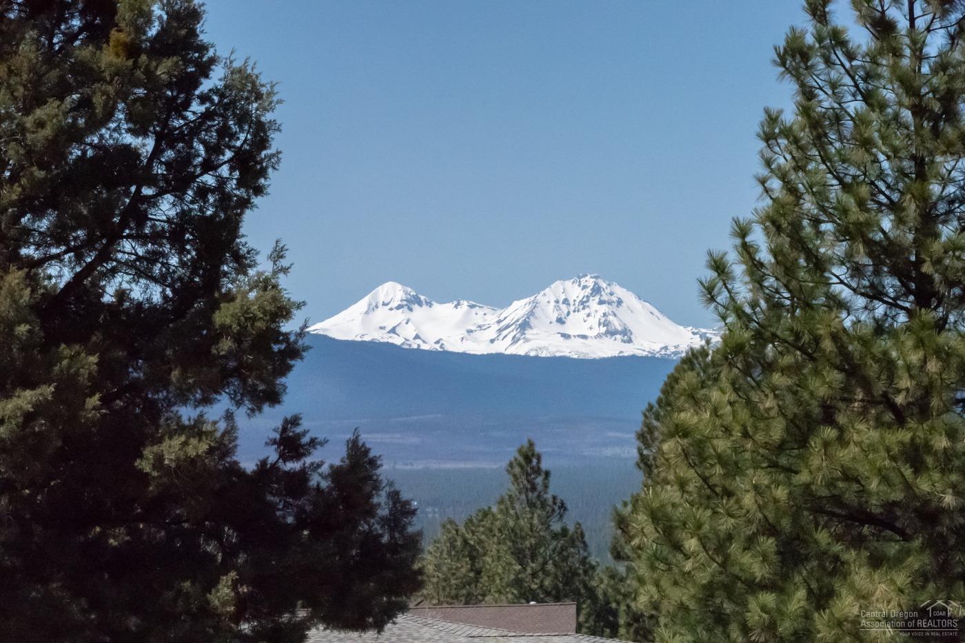 Awbrey Butte - Land