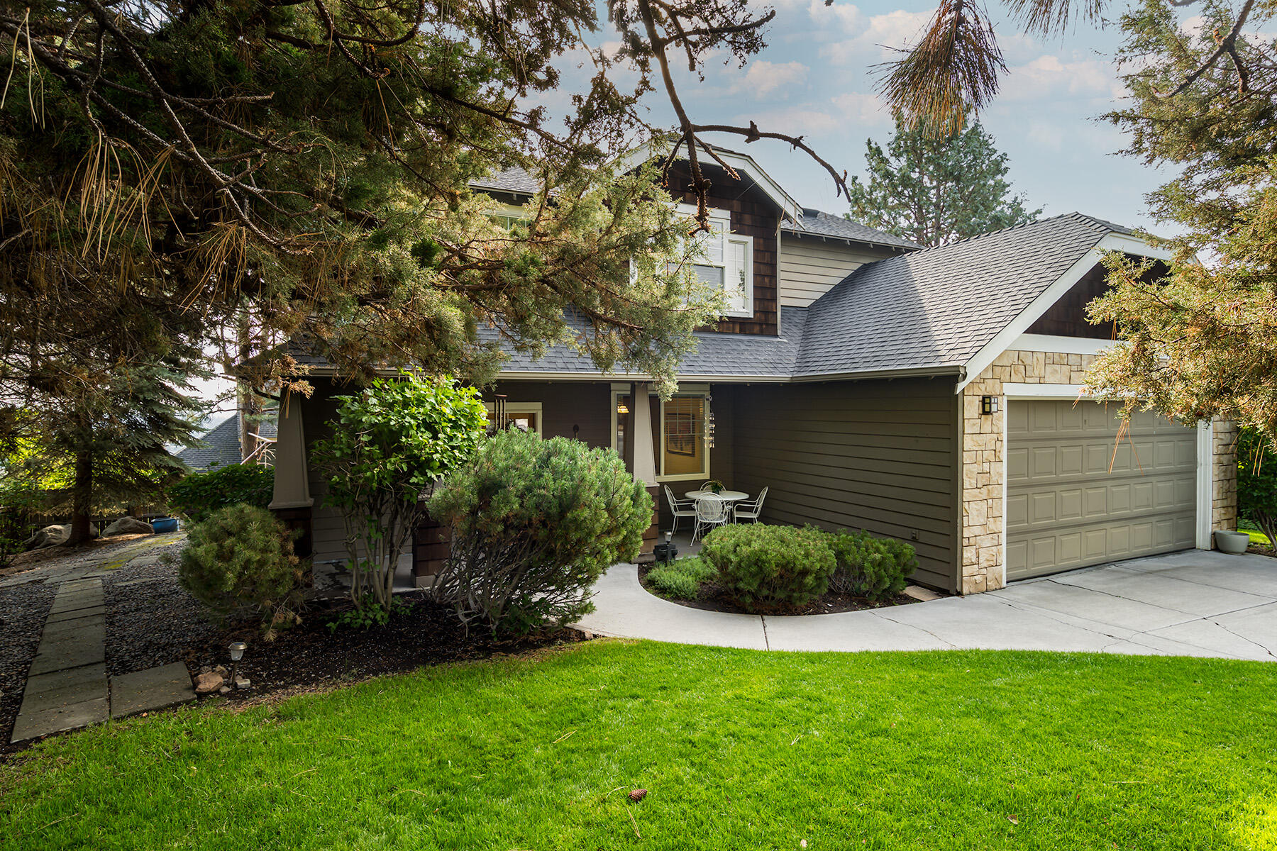 Hawks Ridge - Residential