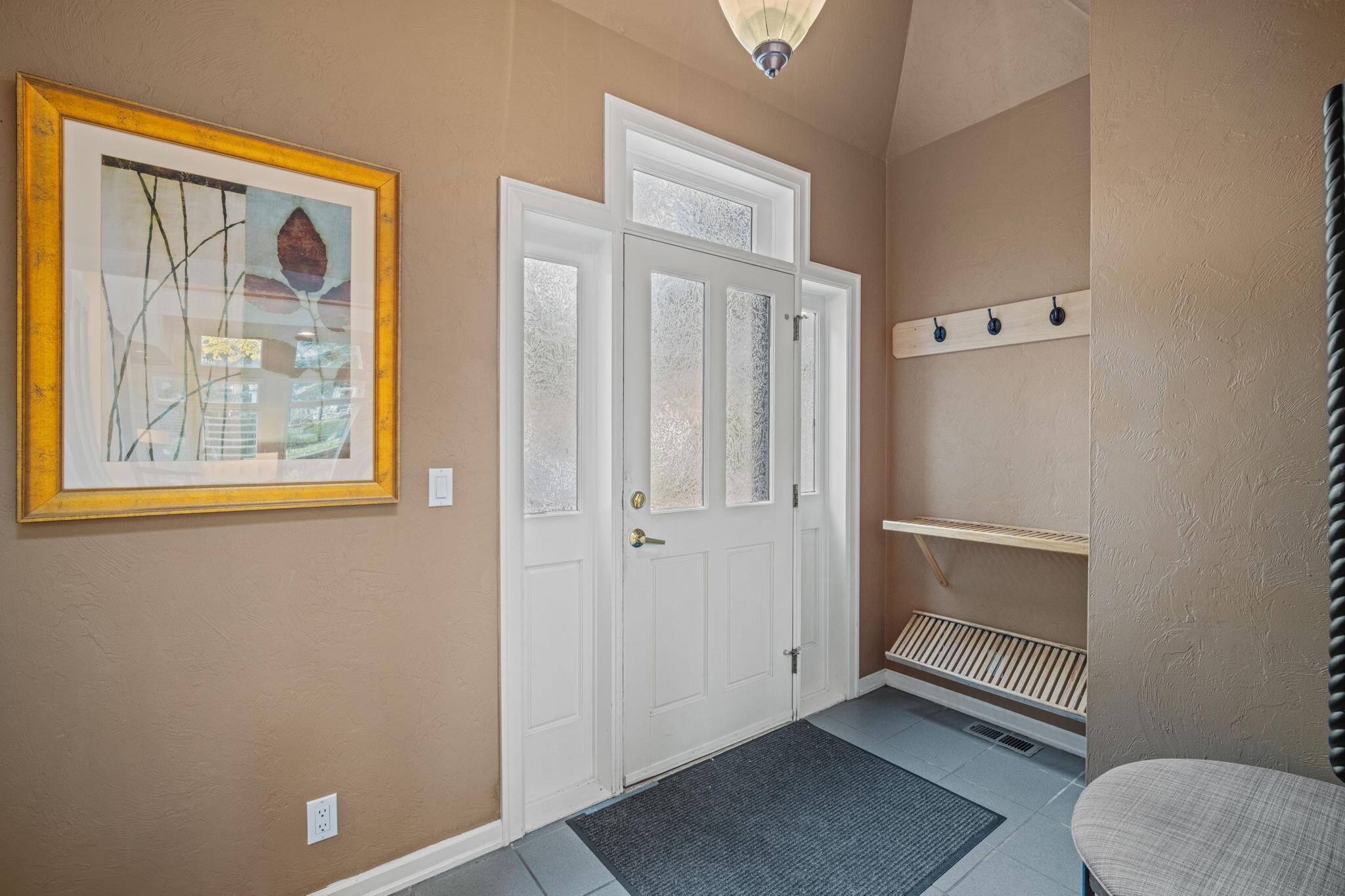 StoneTH - Residential