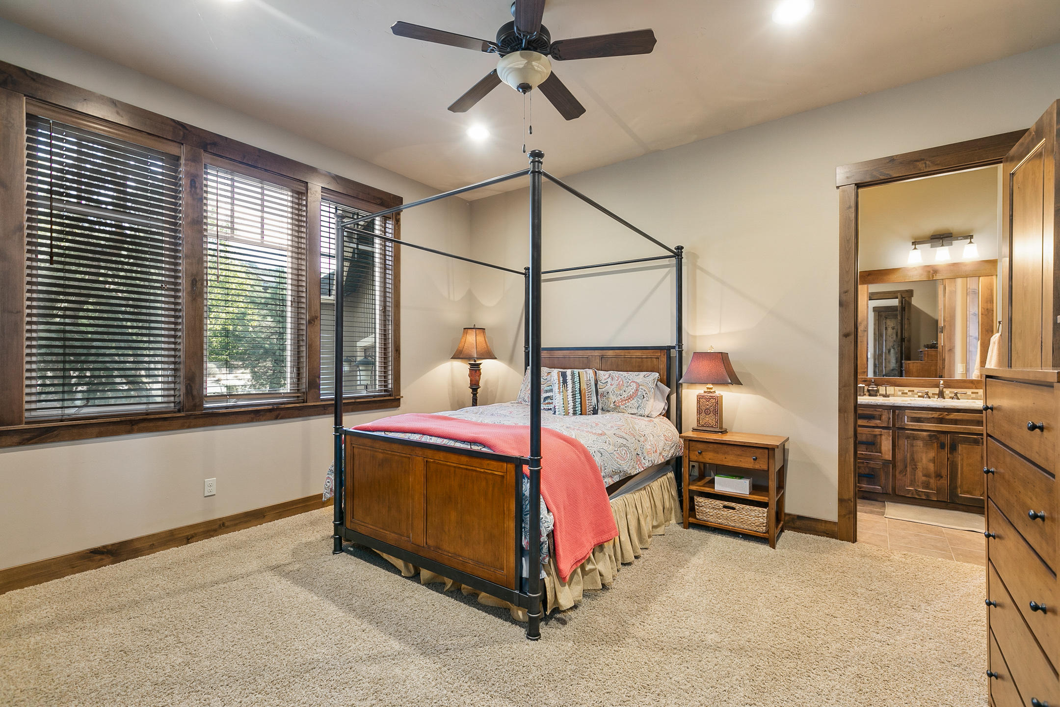 Eagle Crest - Residential