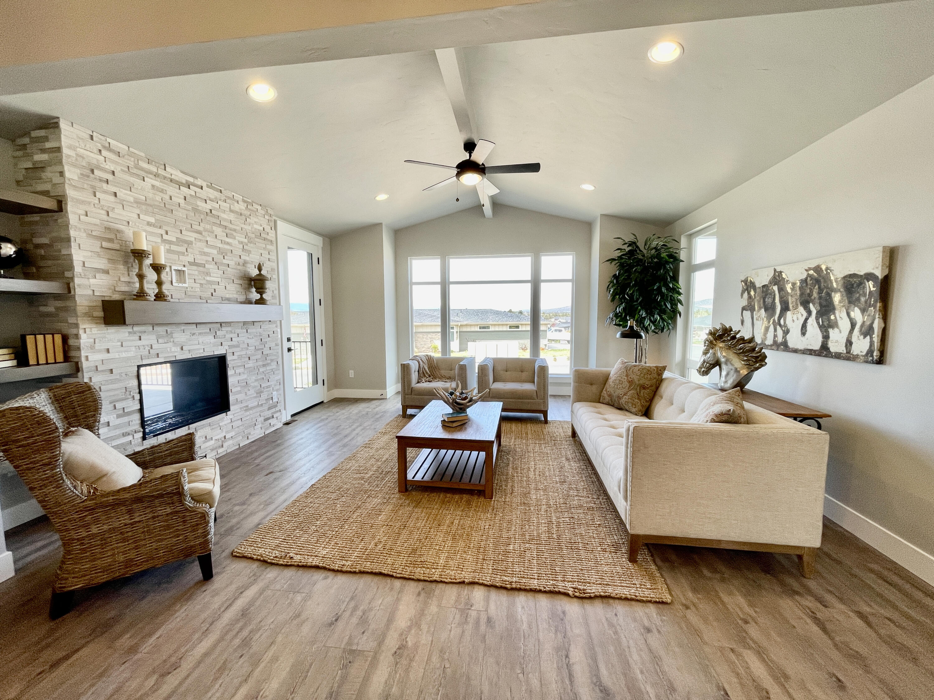 Redtail Ridge - Residential