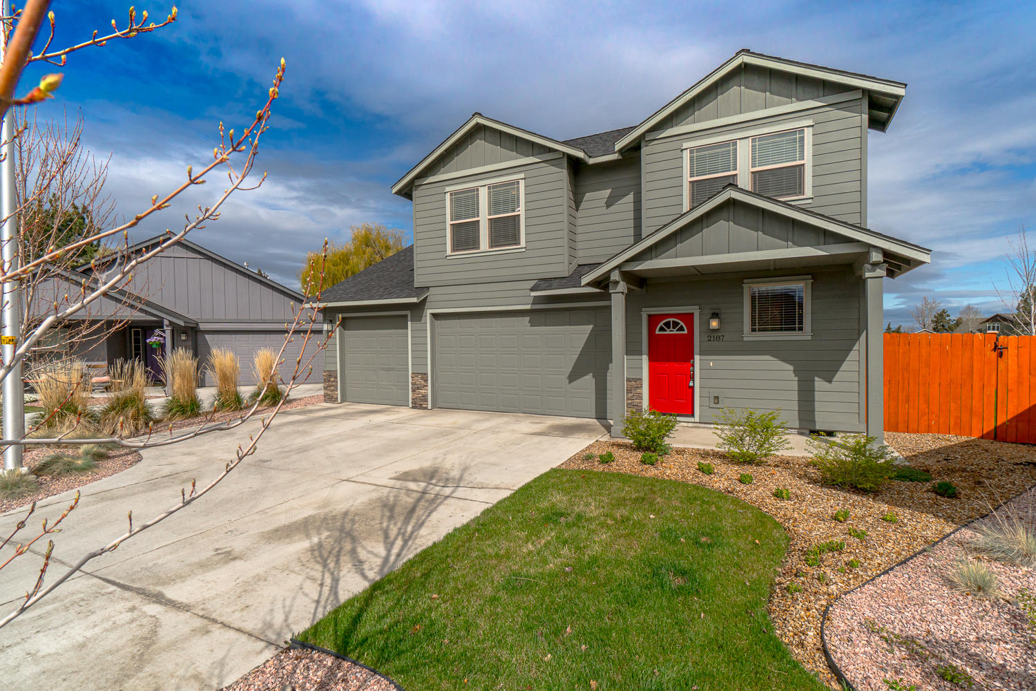 Enjoy beautiful views of the Cascade Mtn range from this like new home. Built in 2017 by Dunlap Fine Homes, this home offers the new home feel in an established neighborhood! Great room style floorplan w/spacious living area & cozy gas burning fireplace. Open kitchen w/Quartz counters, gas range & SS refrigerator & a corner pantry too. Convenient half bath down stairs across from the garage entry. Upstairs is a flex space/office/loft, 3 bedrooms & the laundry. Master Ste easily accommodates lg furniture w/room to spare. Dbl sinks in the bath, step in shower & plenty of closet space. Additional bedrooms w/good separation & ample closets. Don't miss the triple car garage w/space for cars, tools & toys! Lot is fully fenced & landscaped w/auto sprinklers, summer ready plantings & lawn - call today!
