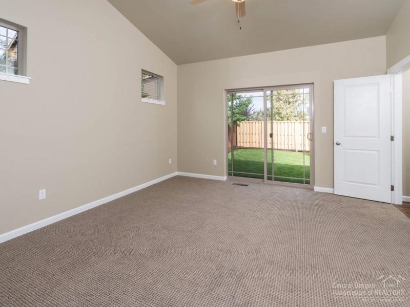 Fieldstone Crossing - Residential