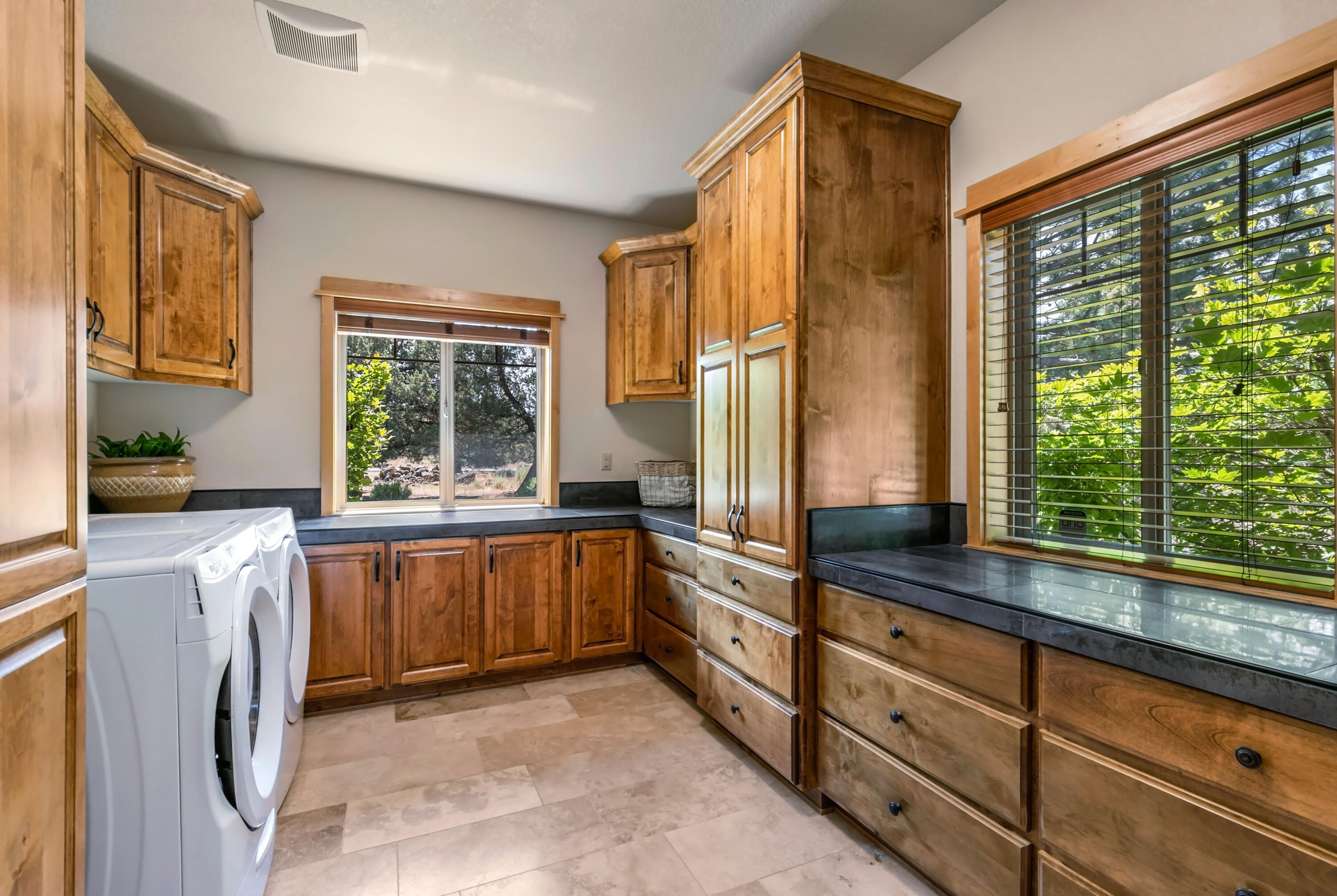 West Powell Butte Es - Residential