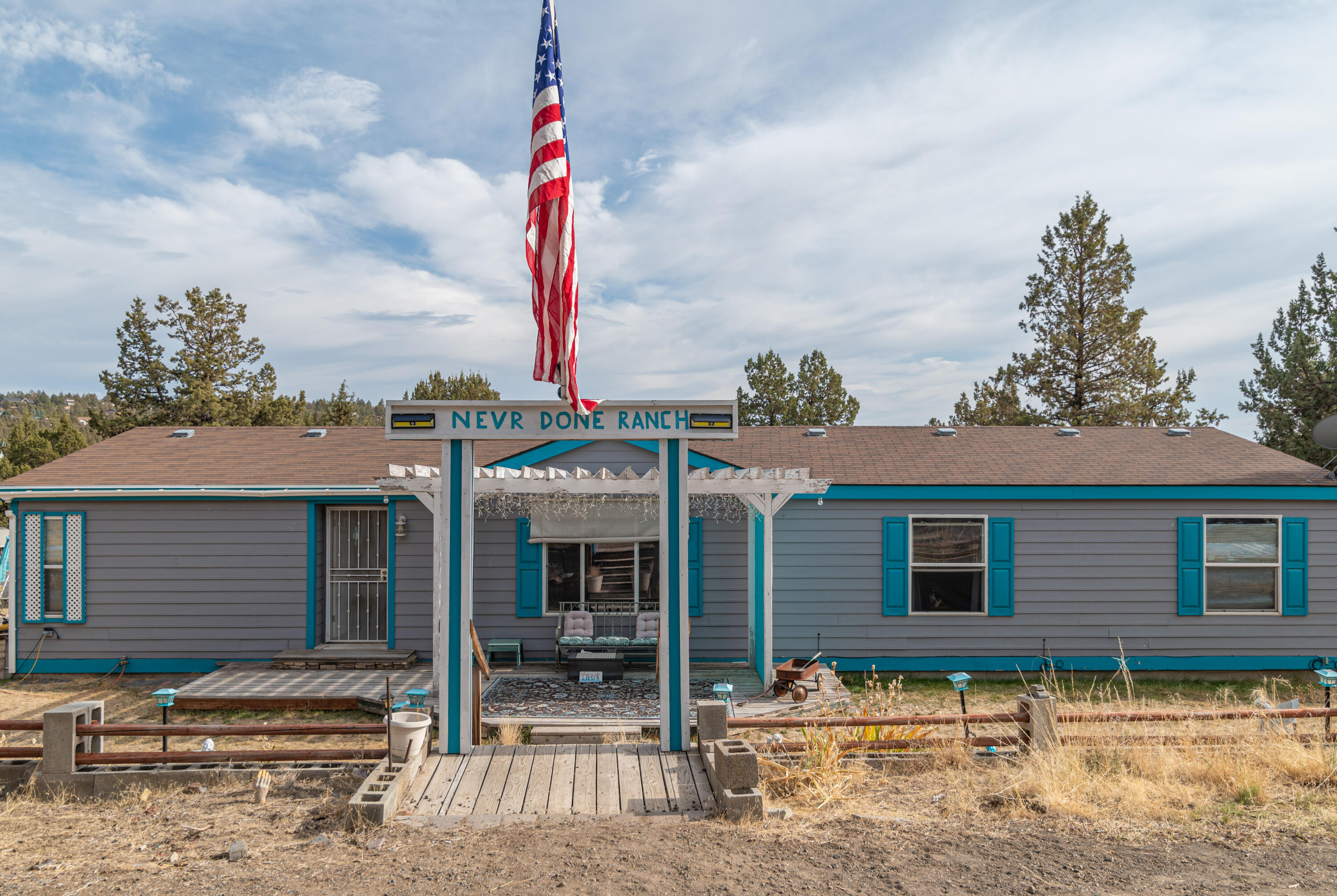 4 Bedrooms, 2 Bathrooms, 1782 Sq Ft manufacture home on 1.12 acres at only $365,000 in Crooked River Ranch! And it comes with a salt water pool! WHAT A STEAL!! Split layout allows for privacy. Master bedroom with 2 walk-in closets and large master on suite take up an entire end of the home. Other 3 bedrooms and bathroom are on the other end. Kitchen is open with new upgraded Samsung appliances (2yrs old). Lots of storage. Enjoy the space inside as well as the privacy on your back deck! Deck overlooks the large salt water pool. There's a nice dog run for your pets as well. Home is off the road. Property is located in a cult-sac which minimizes drive by traffic. Put your own touch on the landscaping and make this home yours!! Don't hesitate! Call your favorite Realtor today!