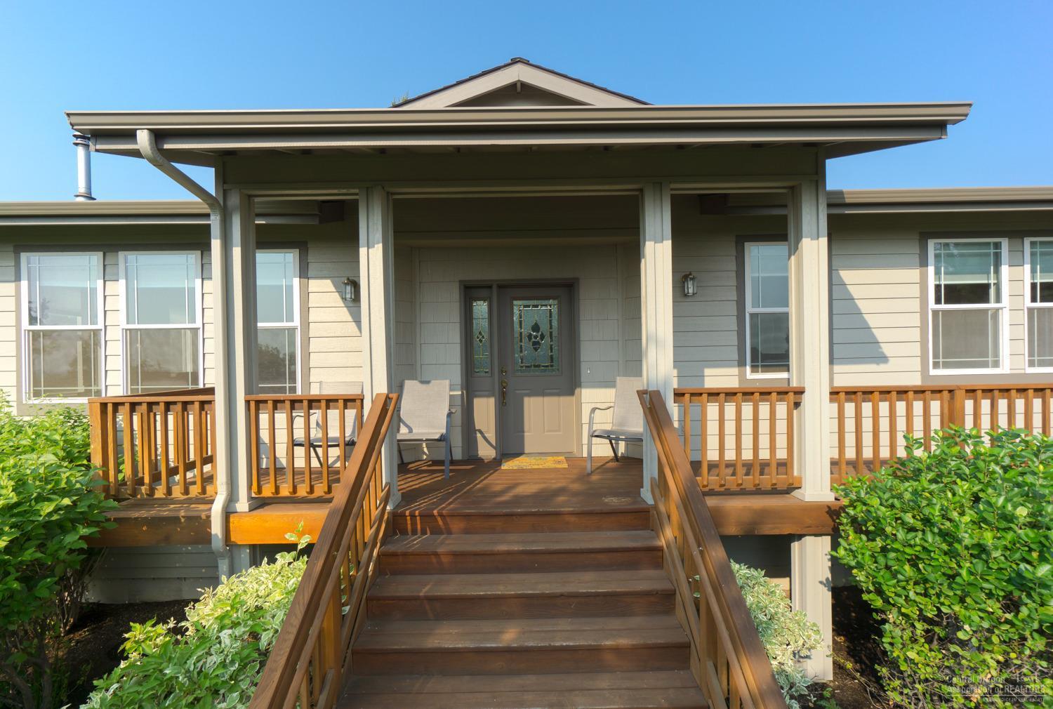 Vall - Residential