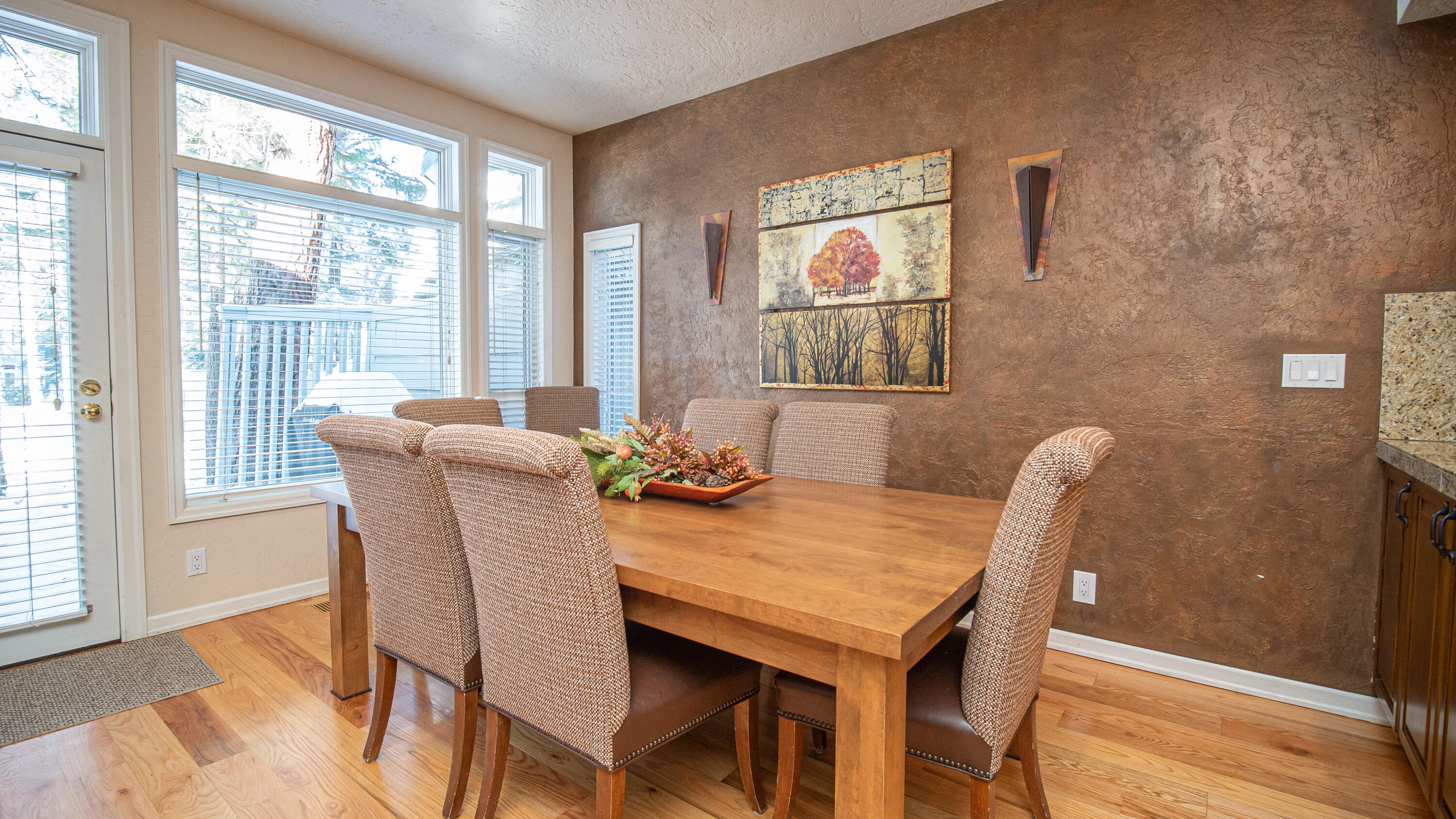 StoneTH - Residential