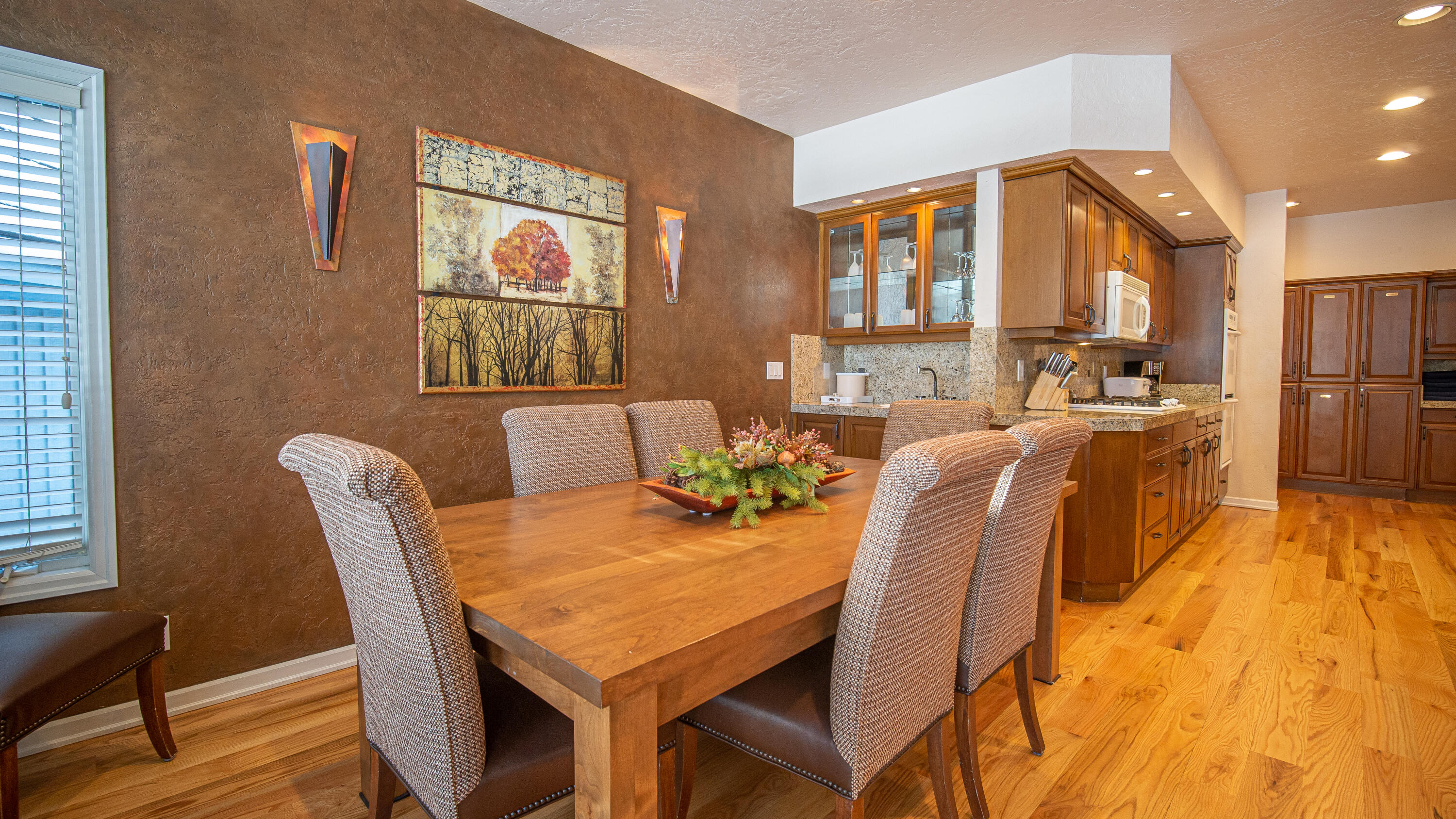 StoneTH - Residential