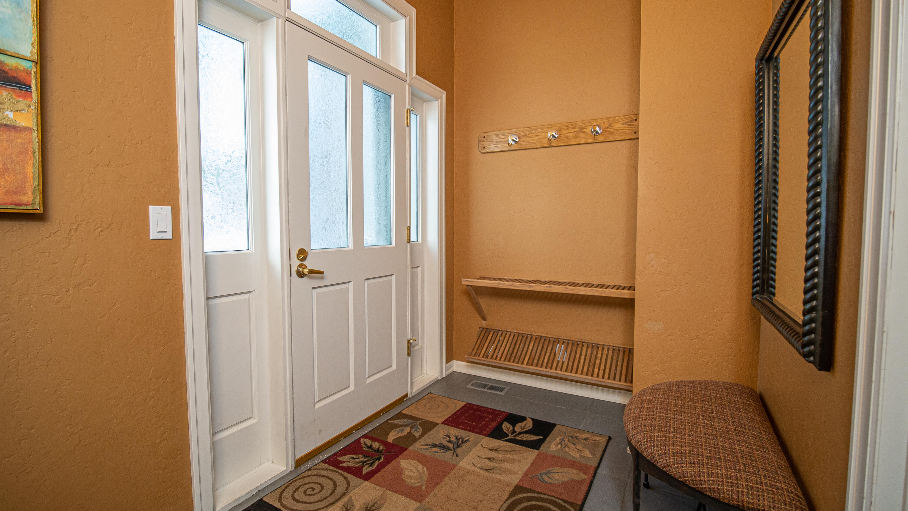 StoneTH - Residential