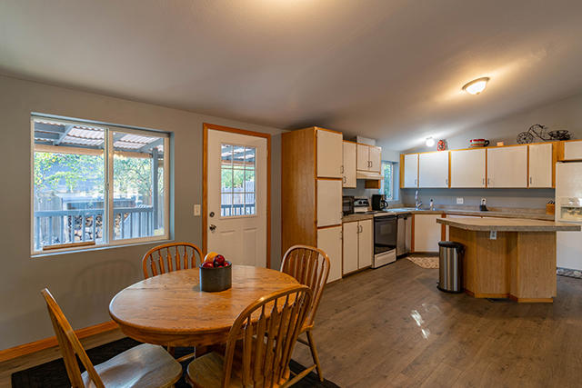 Romaine Village - Residential