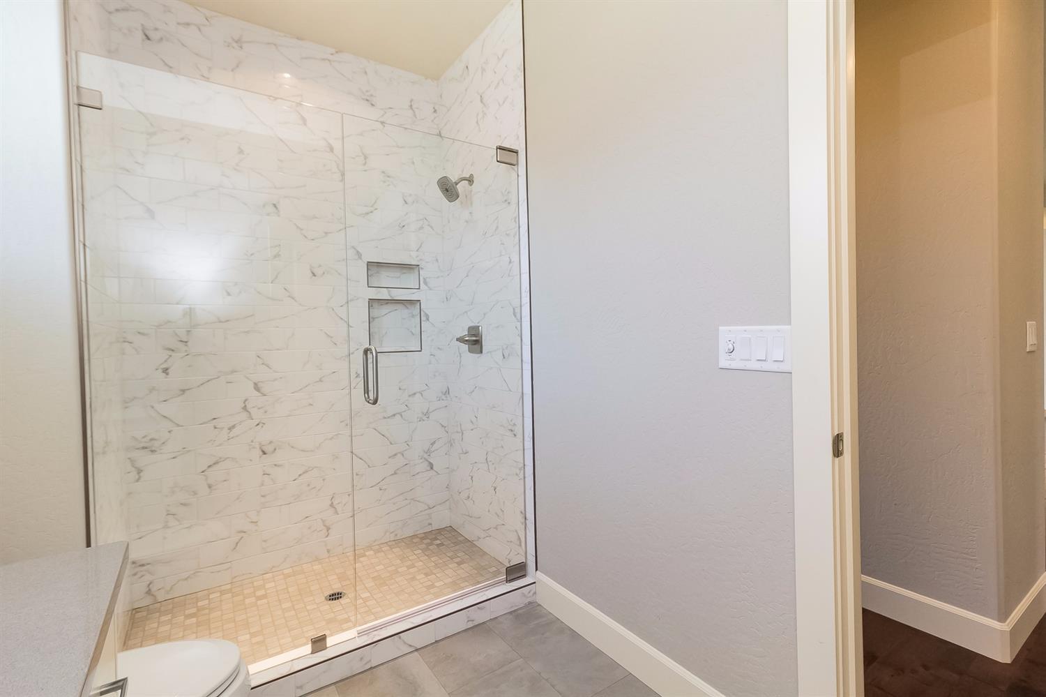 Annapolis Drive Estates - Residential