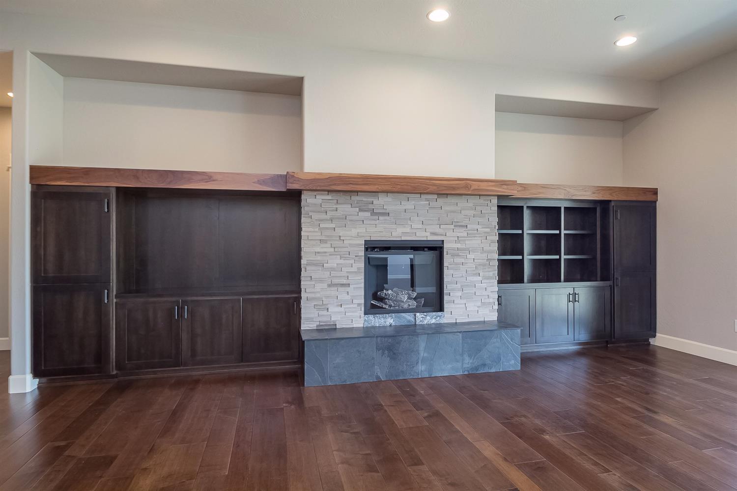 Annapolis Drive Estates - Residential