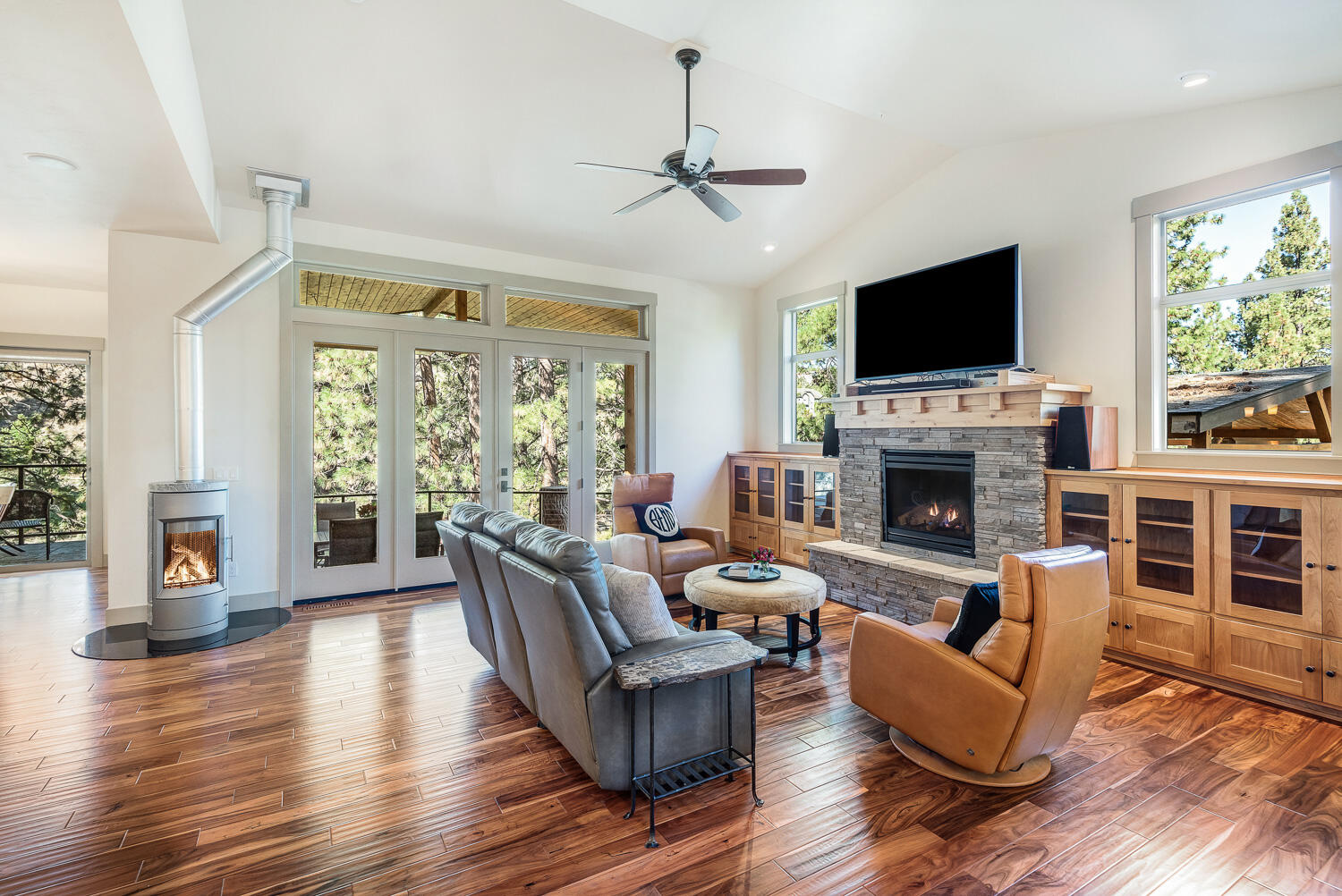 Deschutes Pointe - Residential