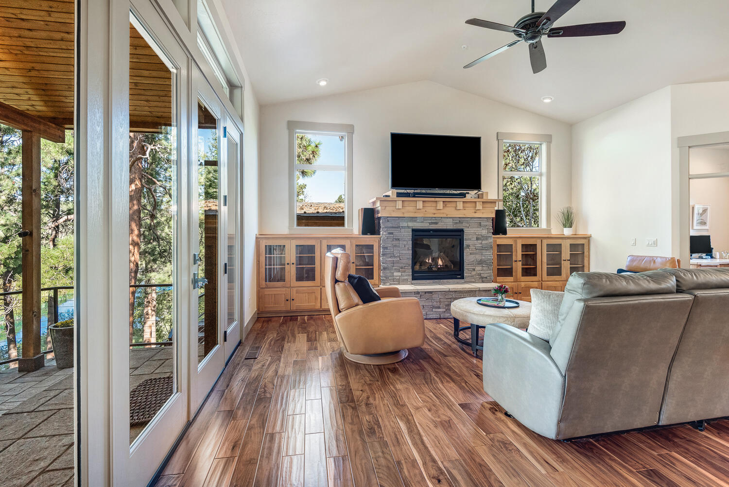 Deschutes Pointe - Residential