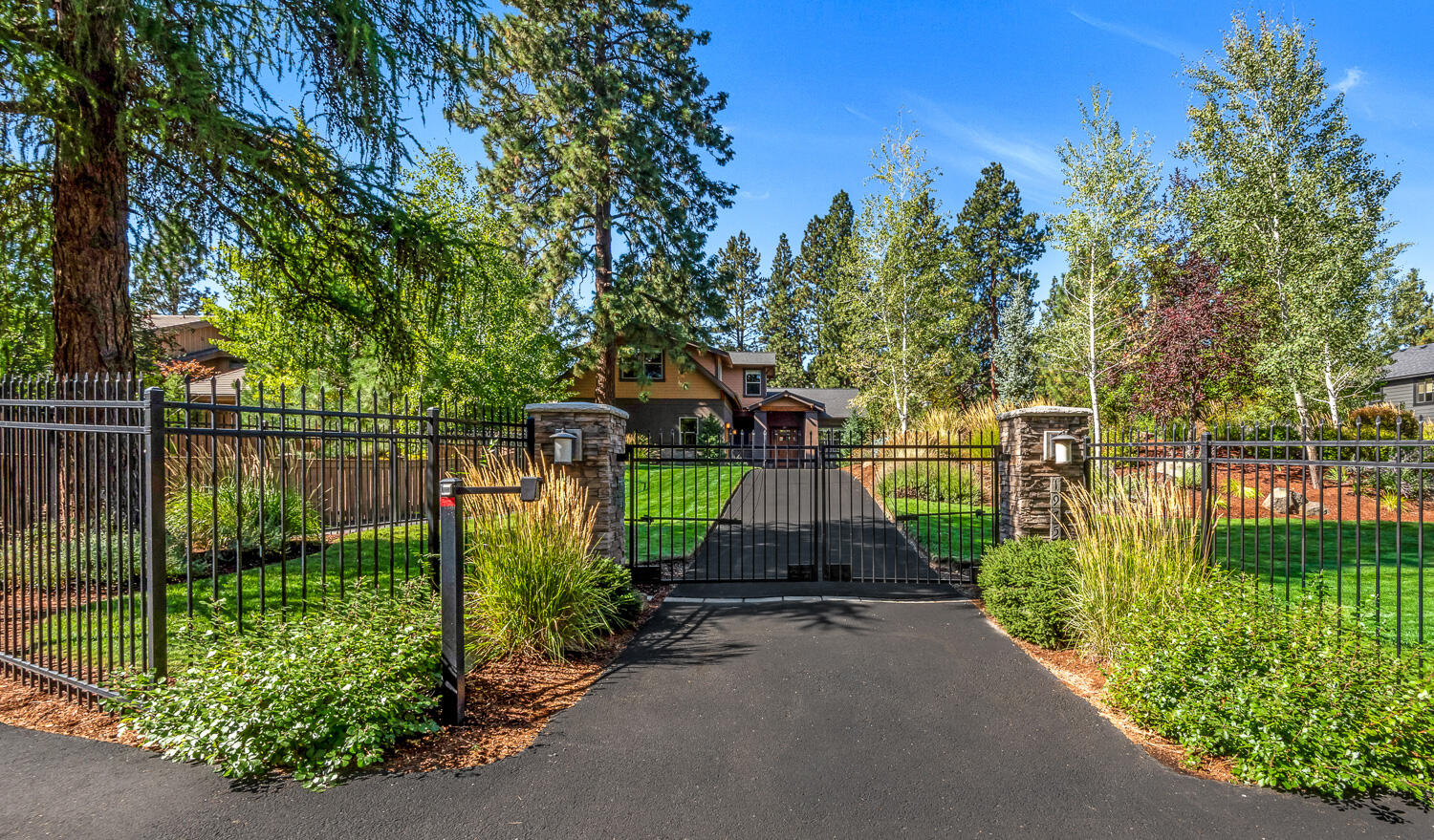 Deschutes Pointe - Residential