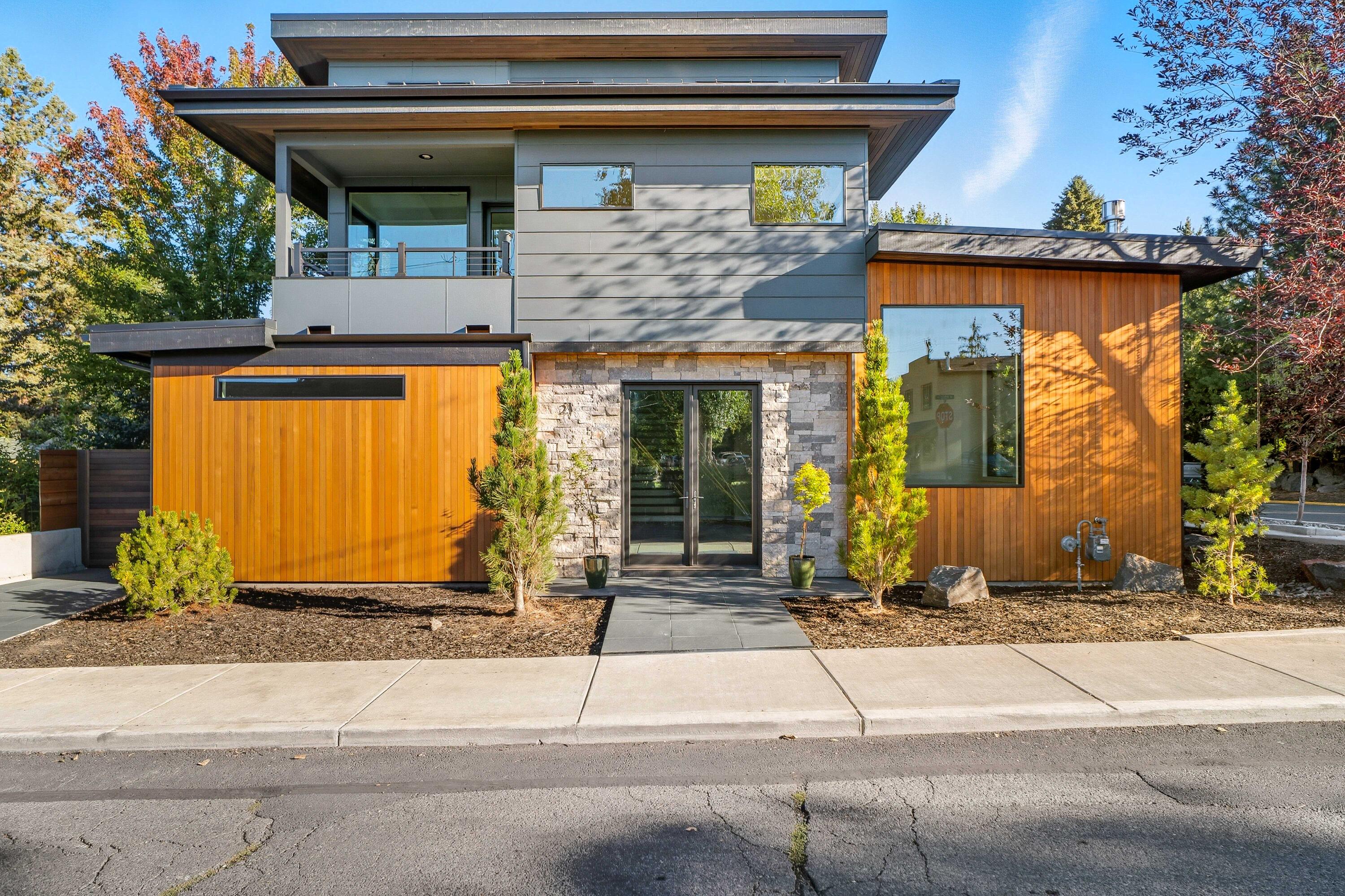 1st Addition Bend Pk - Residential