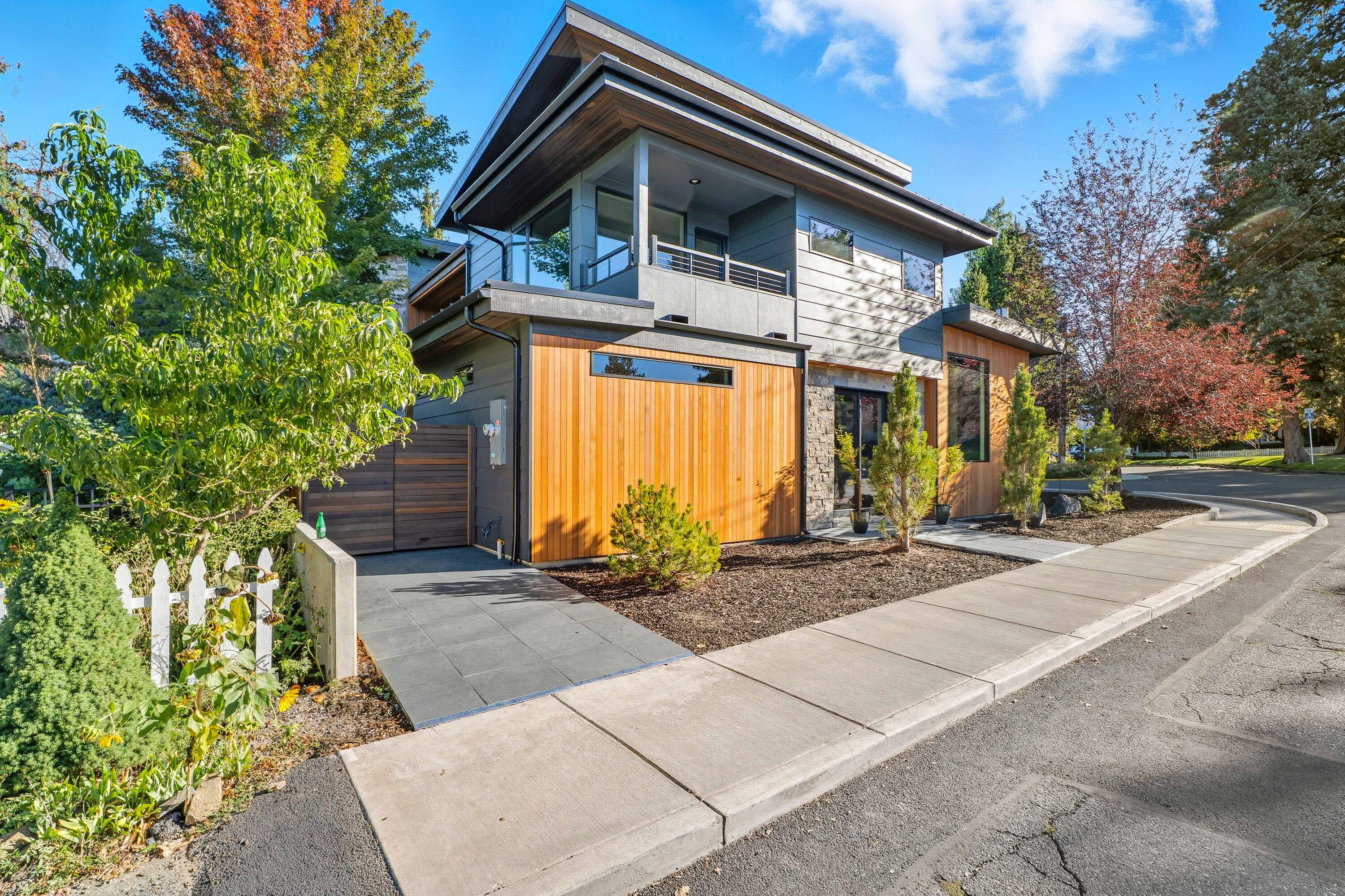 1st Addition Bend Pk - Residential