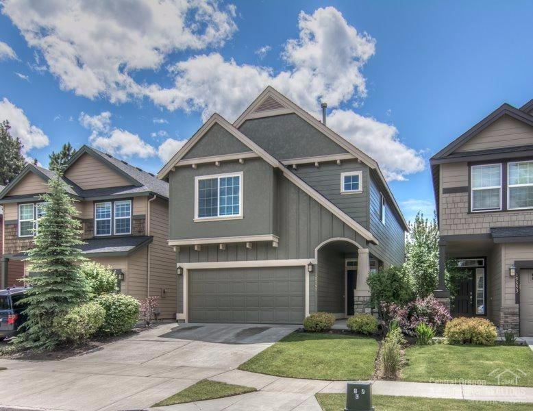 Pristine, low maintenance cottage style home in popular River Canyon Estates move-in ready with new paint inside & out, new flooring including carpeting, refreshed landscaping. Downstairs enjoy the spacious great room with gas FP & dining area. Kitchen has pantry & abundant counter space. Huge loft area can be den/media center. Laundry on 2nd floor near bedrooms for maximum efficiency. Fenced yard, large covered patio, paver walkway. Move in now to enjoy River Canyon's parks, pool & tennis.