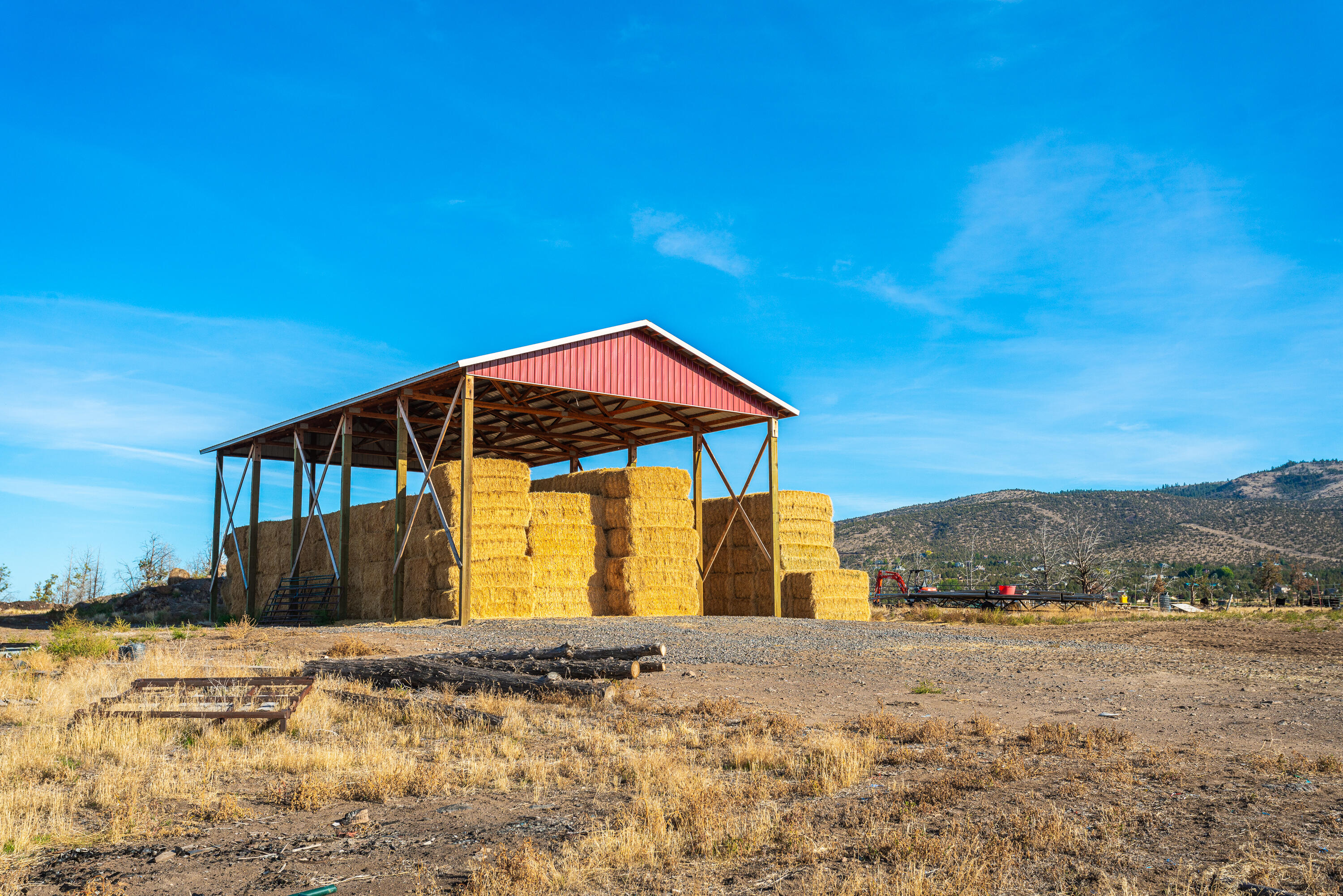 M+BCC - Farm