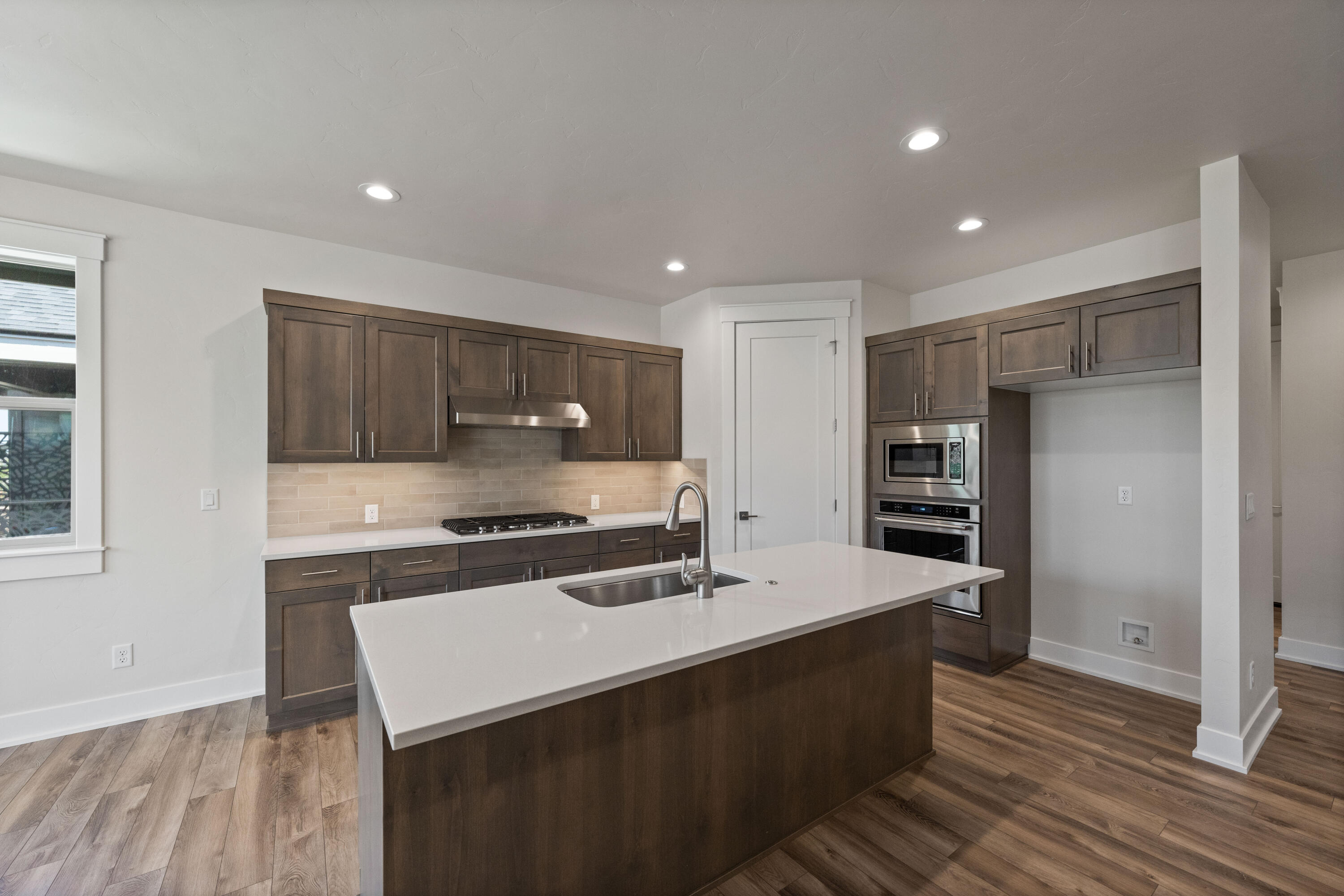 Dry Canyon - Residential