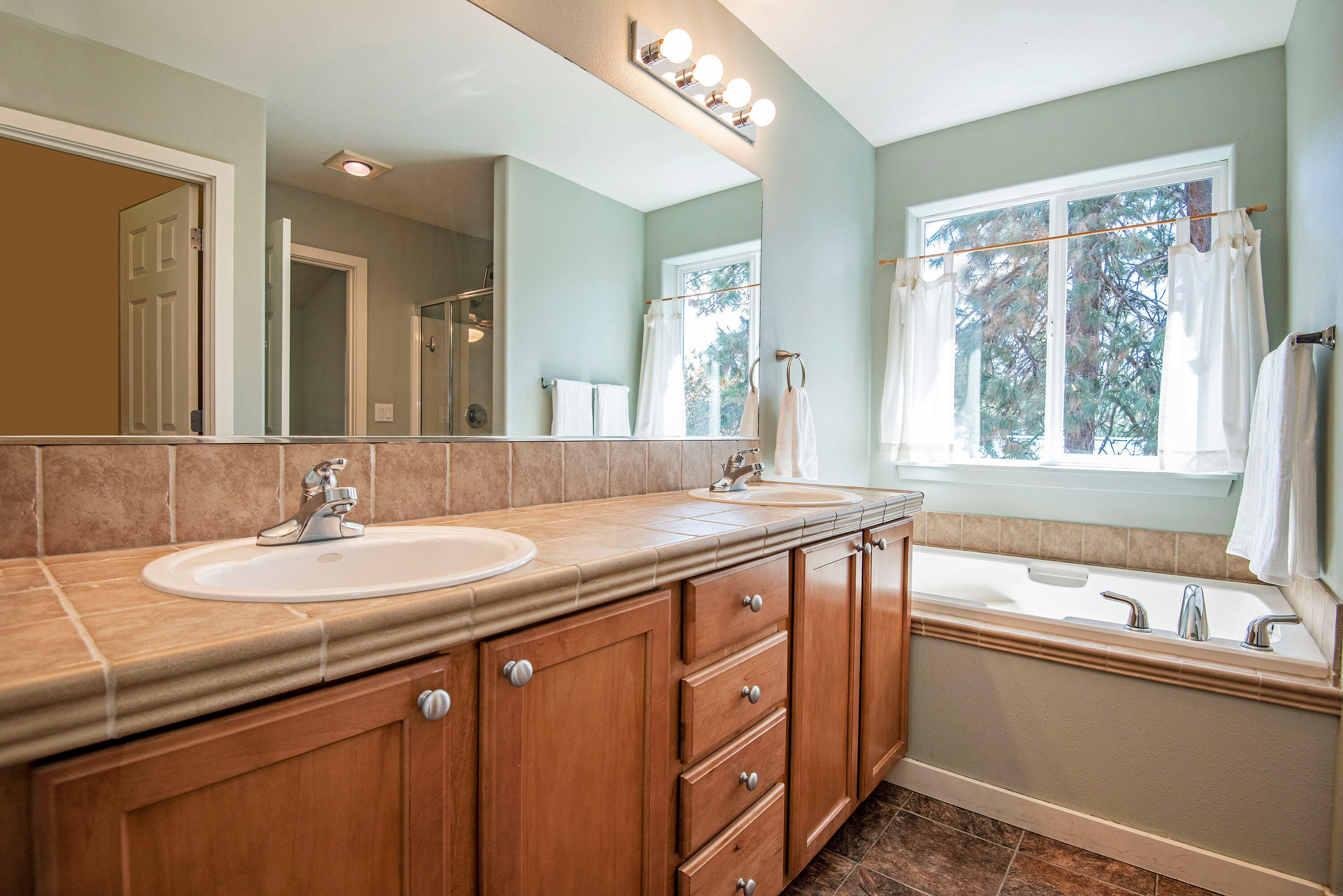 River Canyon Estates - Residential